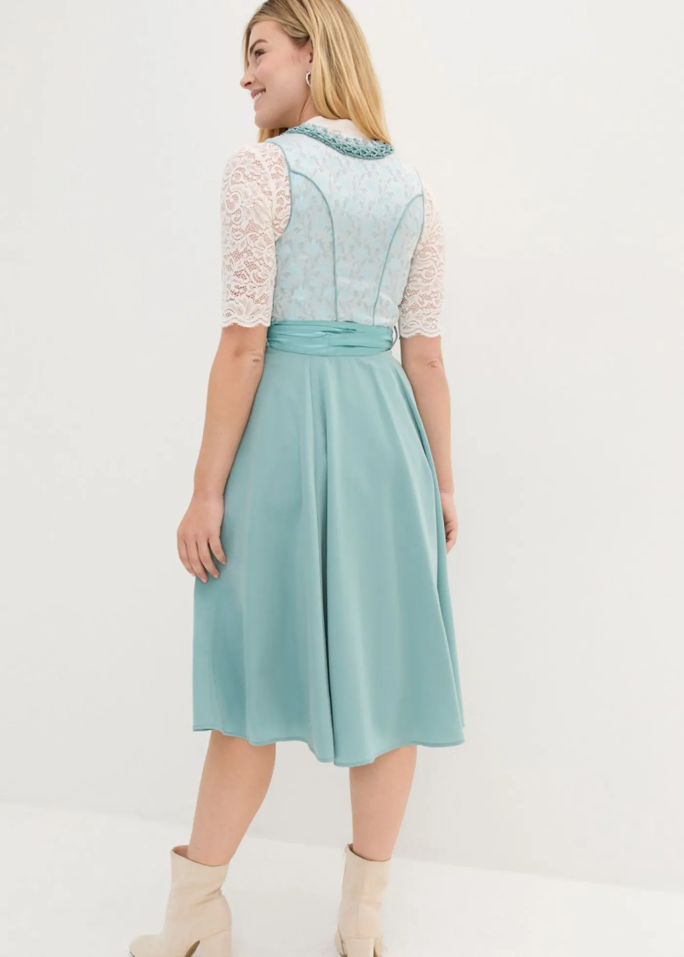 bonprix bonprix Traje tirolés y delantal (2 piezas) azul bondi