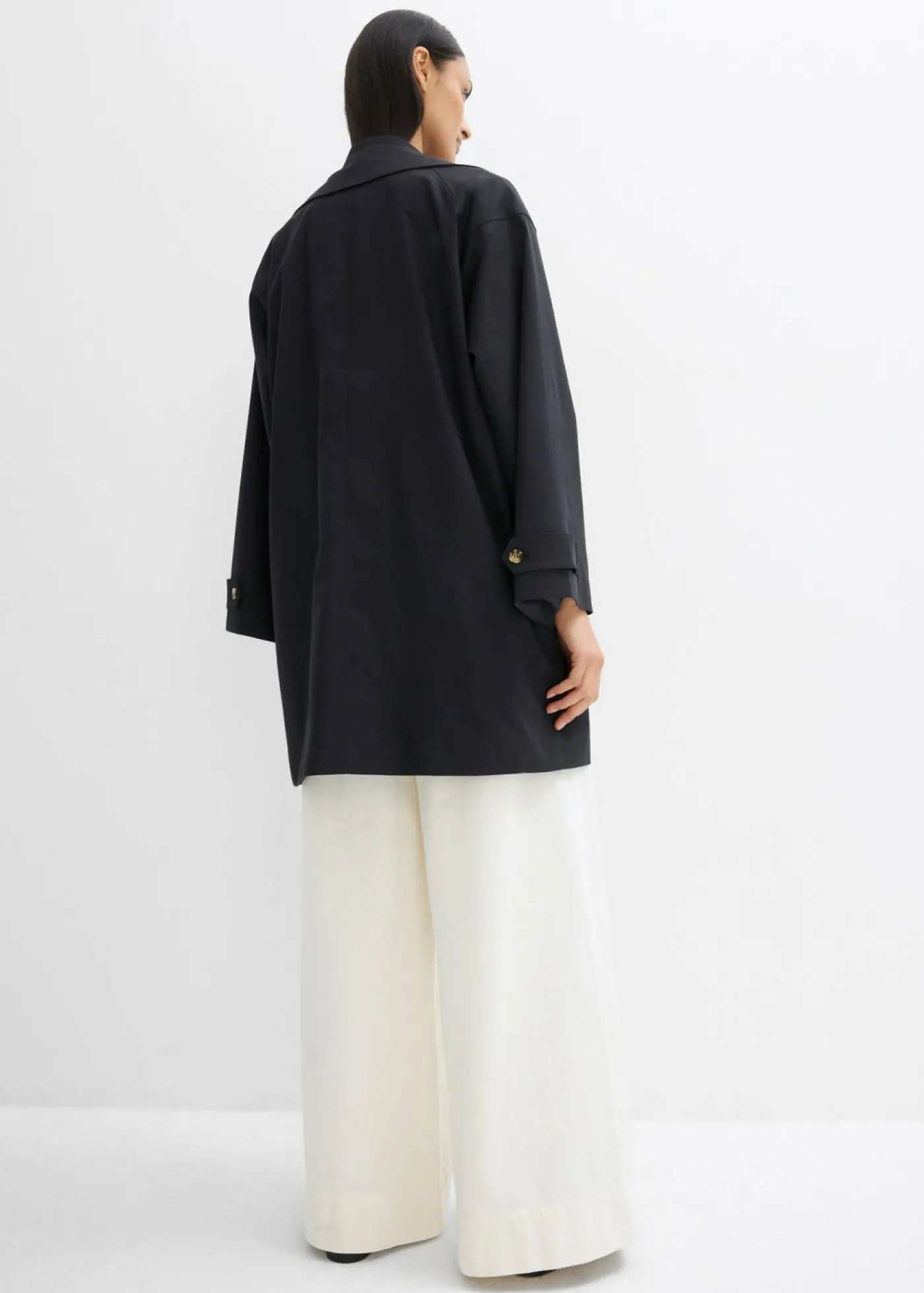 bonprix bonprix Trenca en corte A Negro Online