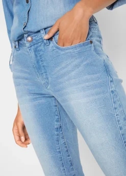 bonprix bonprix Vaquero soft 7/8 azul claro denim usado Discount