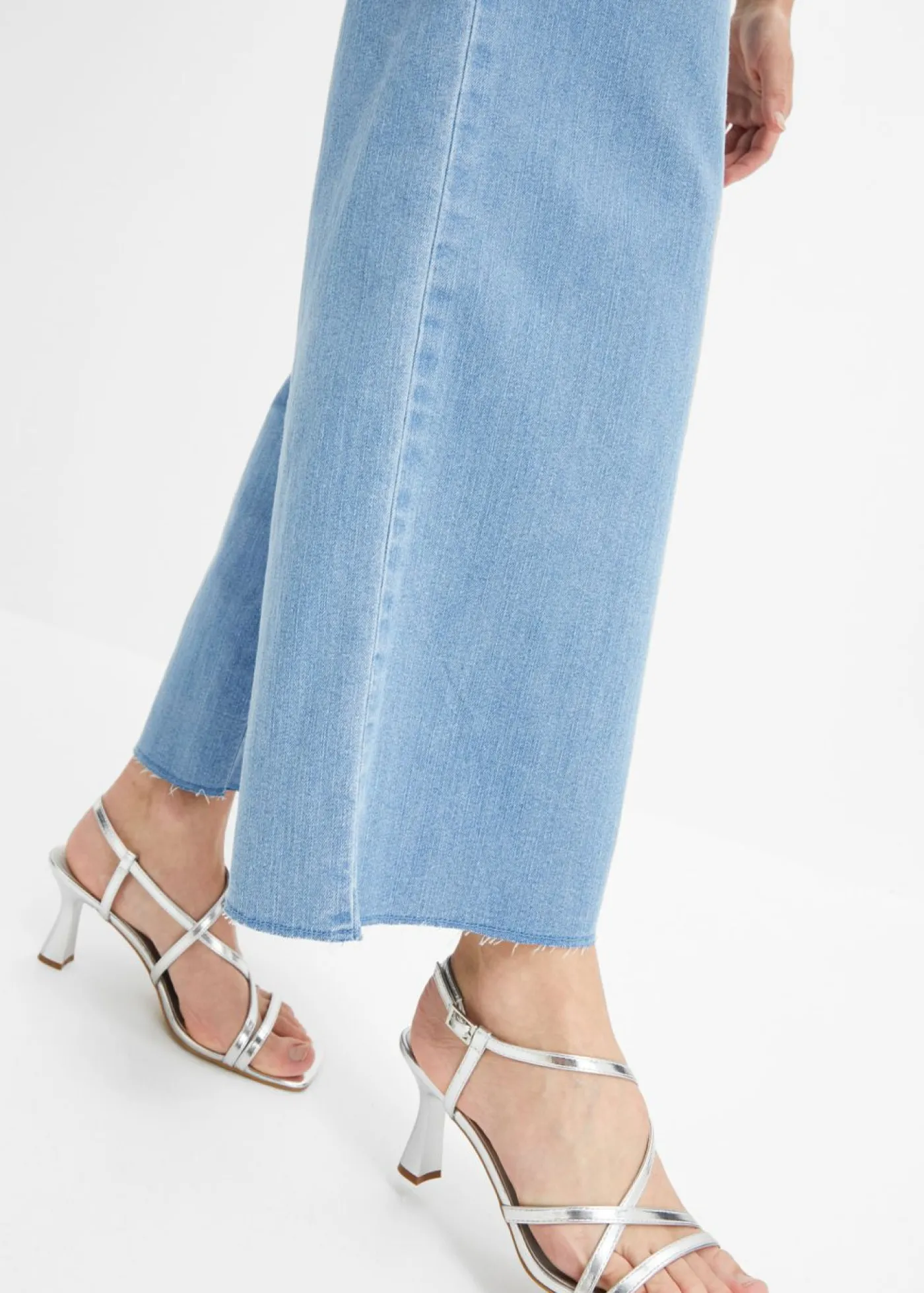 bonprix bonprix Vaqueros azul claro denim usado Online