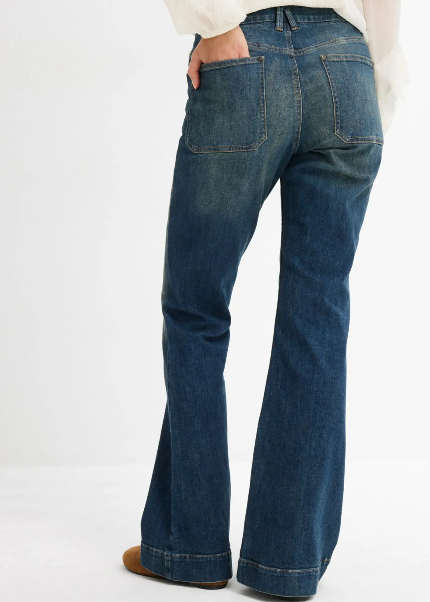 bonprix bonprix Vaqueros acampanados de talle medio Azul oscuro denim Hot