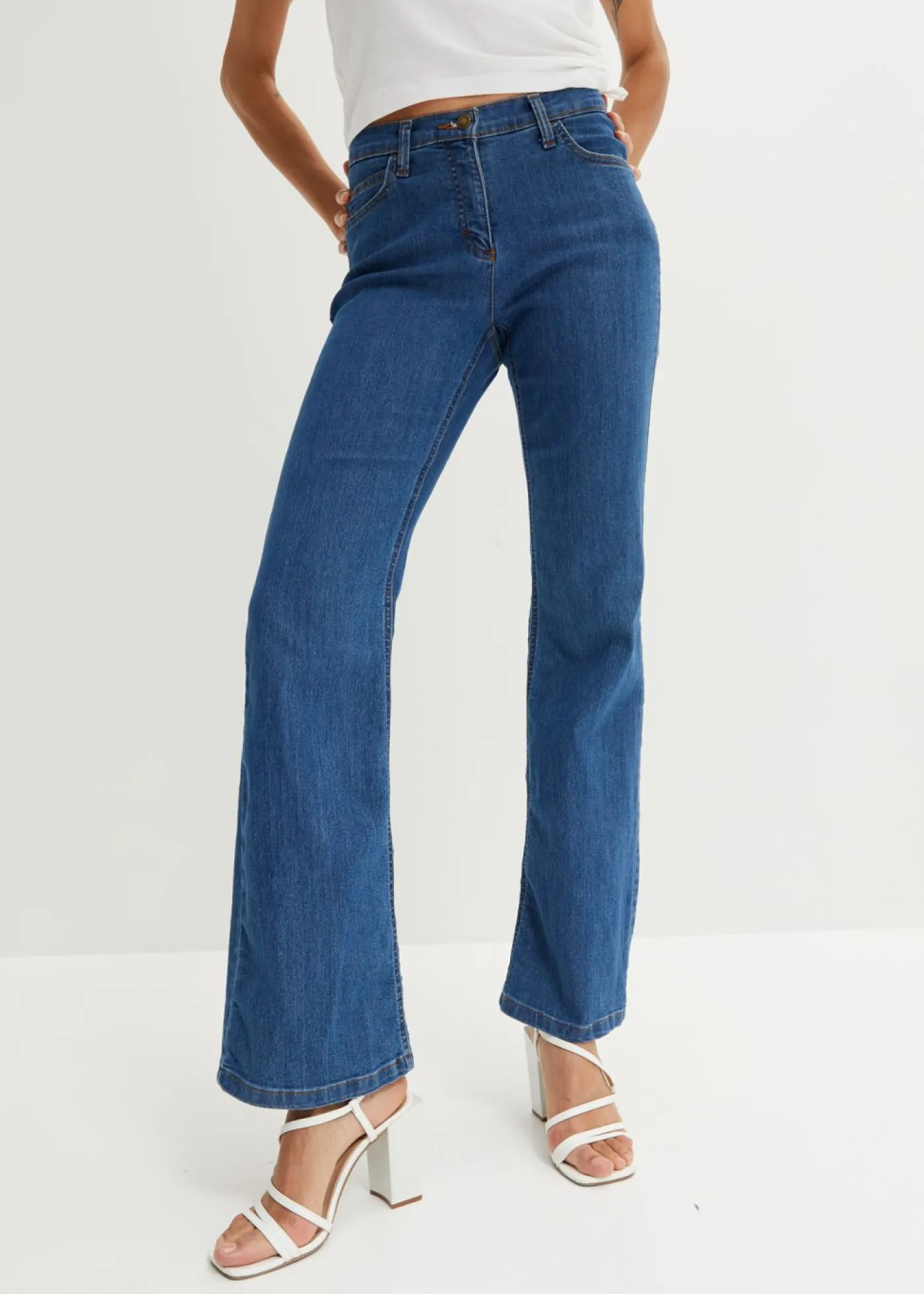 bonprix bonprix Vaqueros bootcut mid waist, elásticos Azul Hot