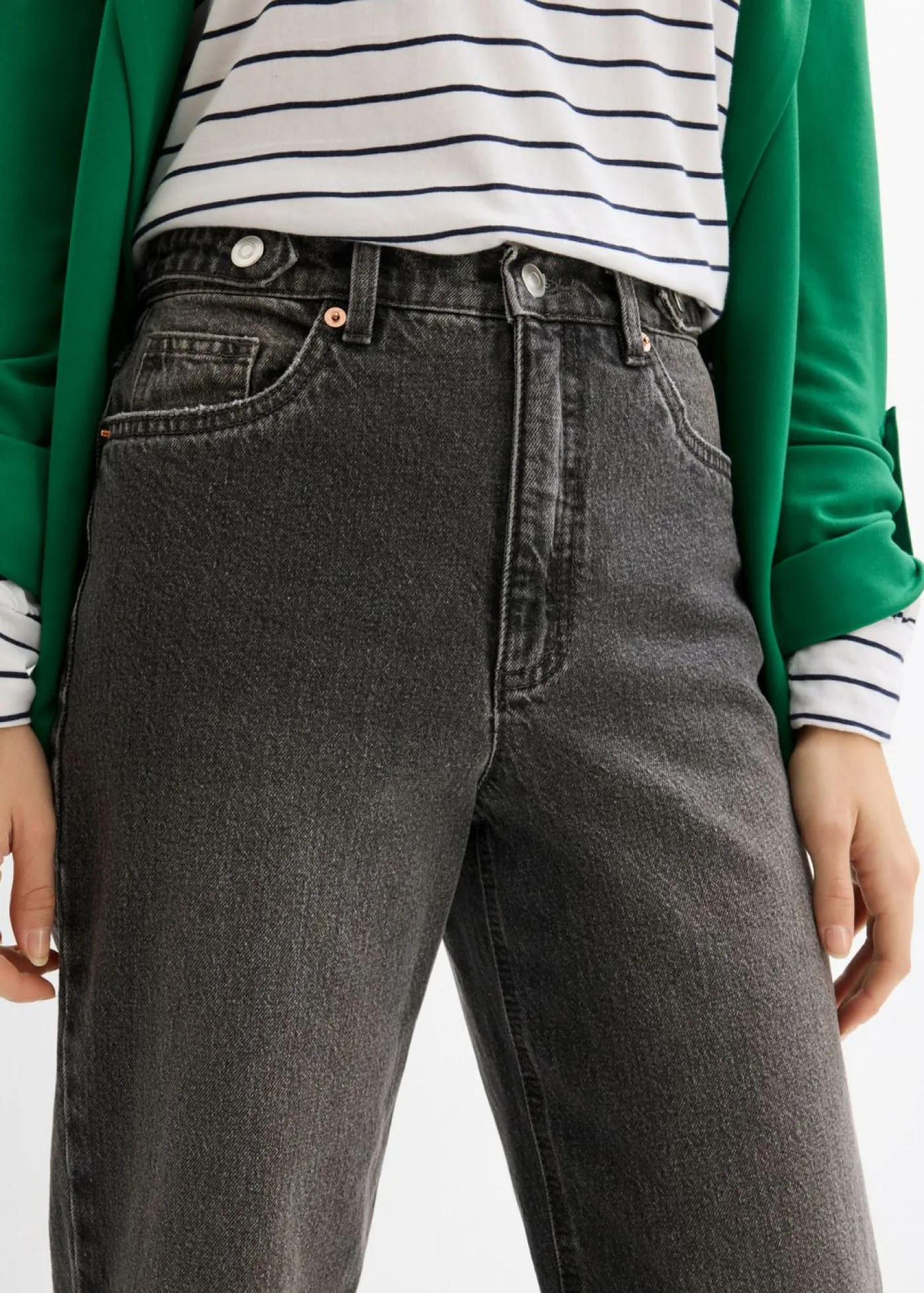 bonprix bonprix Vaqueros capri de talle alto con corte mom denim gris desgastado Hot