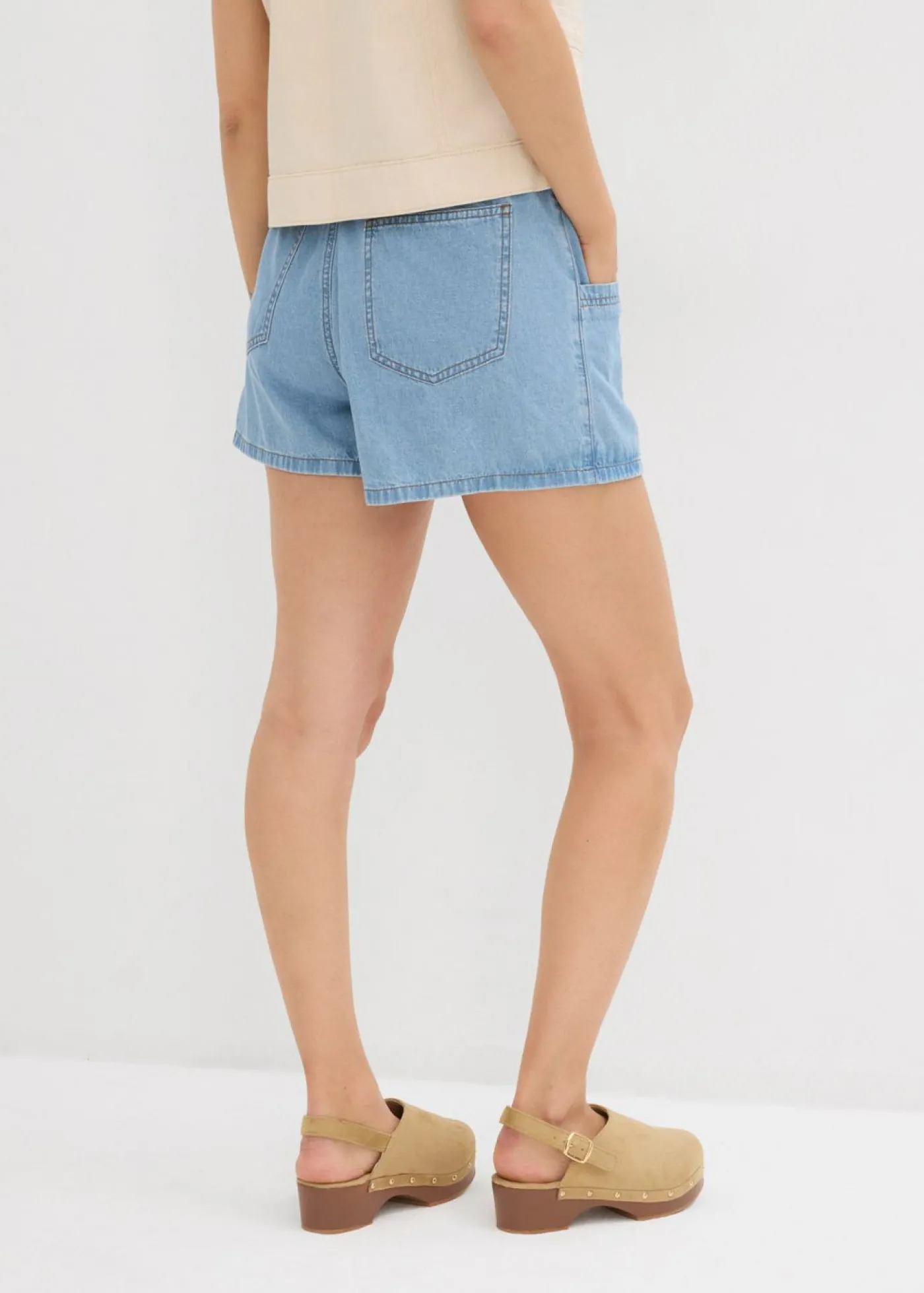 bonprix bonprix Vaqueros cortos con talle alto y cinturilla cómoda azul hielo denim usado Hot
