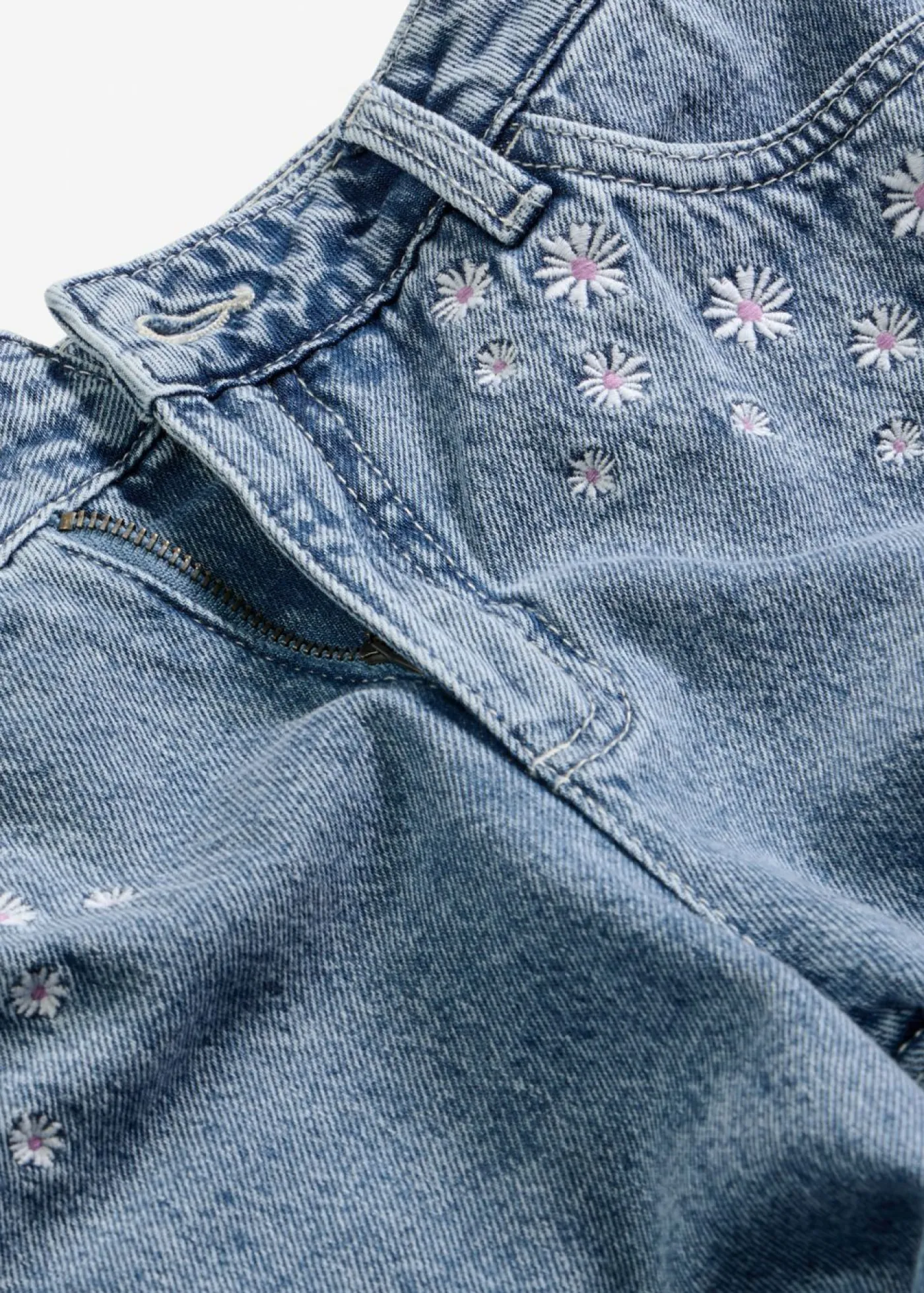 bonprix bonprix Vaqueros de algodón con talle medio y perneras anchas Denim claro desgastado