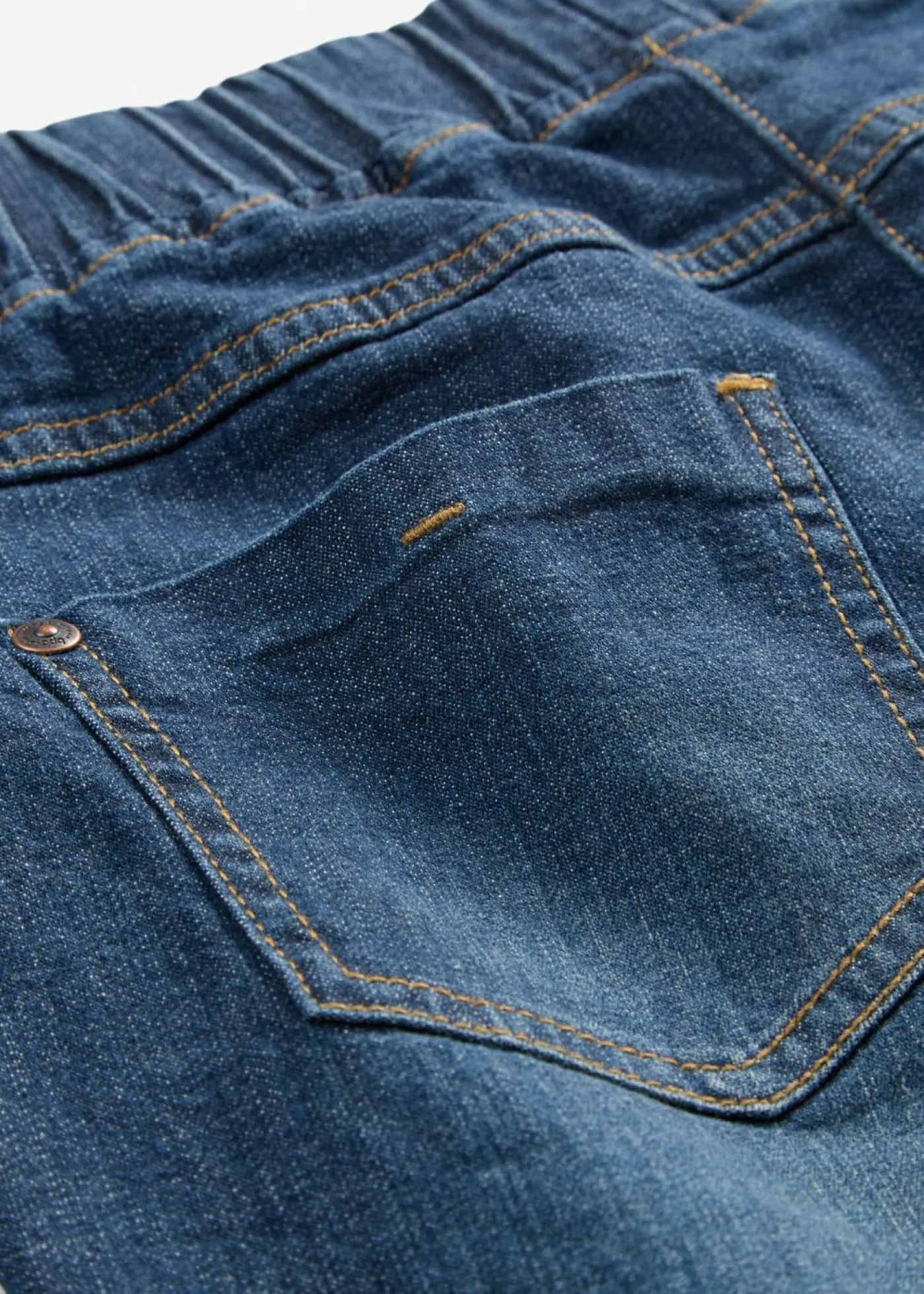 bonprix bonprix Vaqueros de algodón con talle medio y corte slim Azul oscuro vaquero Clearance