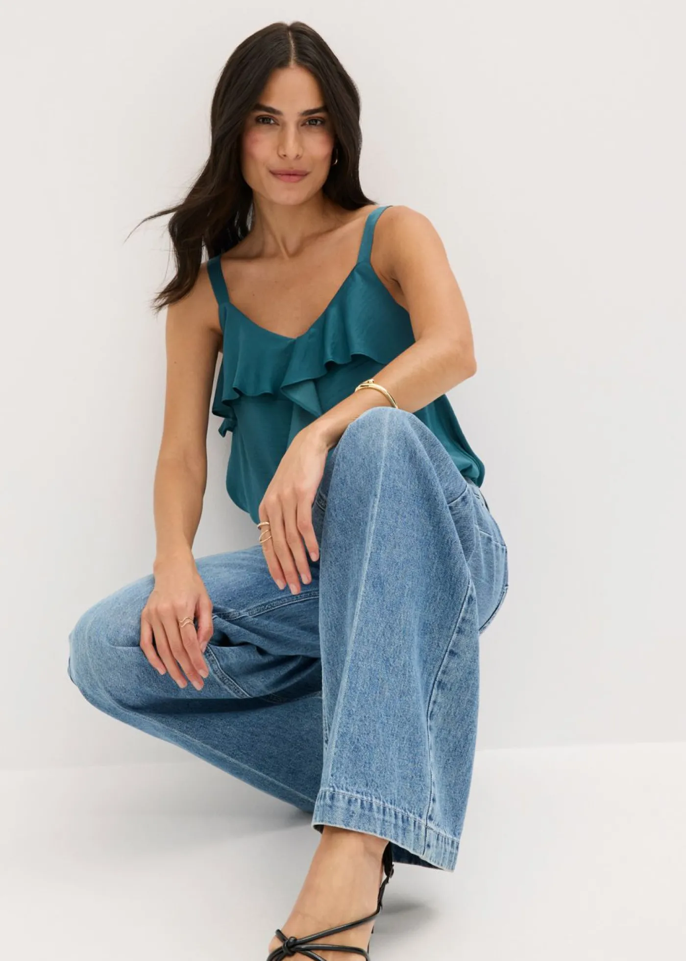 bonprix bonprix Vaqueros de pernera ancha, mid waist, largo completo y low stretch Azul piedra usado