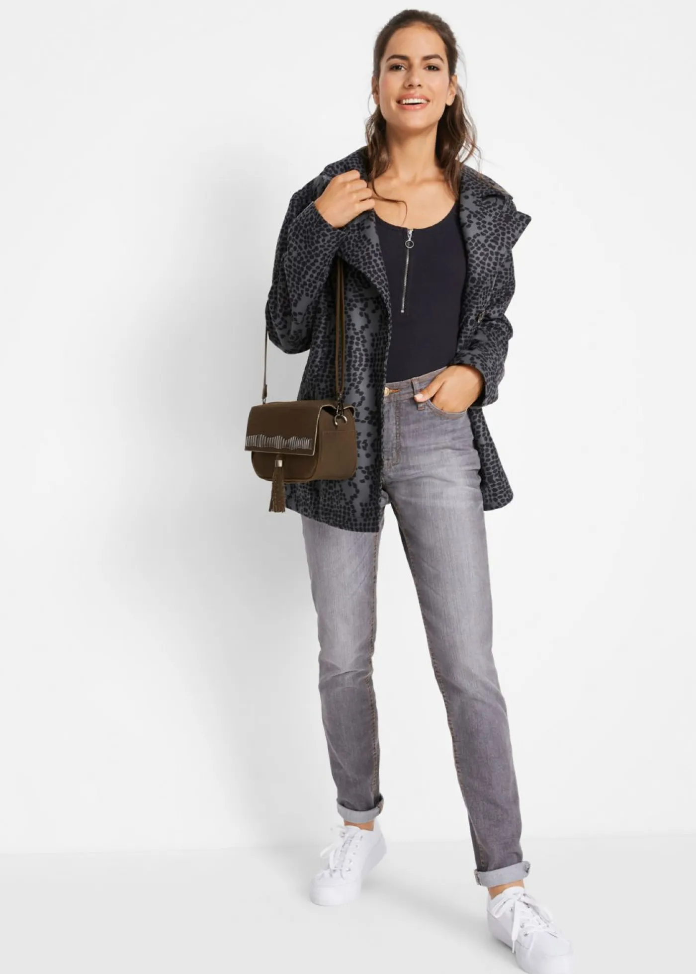 bonprix bonprix Vaqueros elásticos con corte mom y talle medio Denim gris usado Outlet