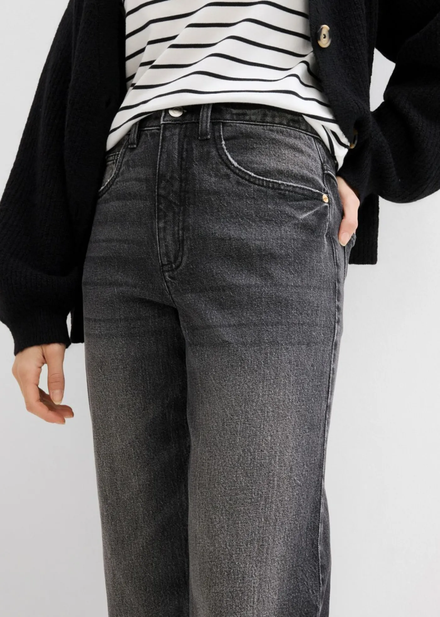 bonprix bonprix Vaqueros mom, high waist, low stretch, cropped negro denim usado New