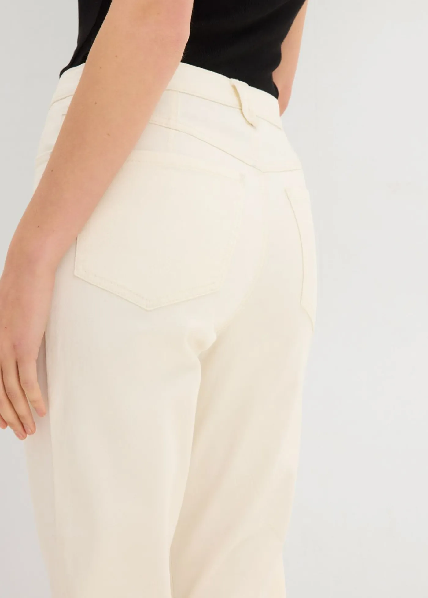bonprix bonprix Vaqueros mom, high waist, low stretch, cropped Blanco lana Discount
