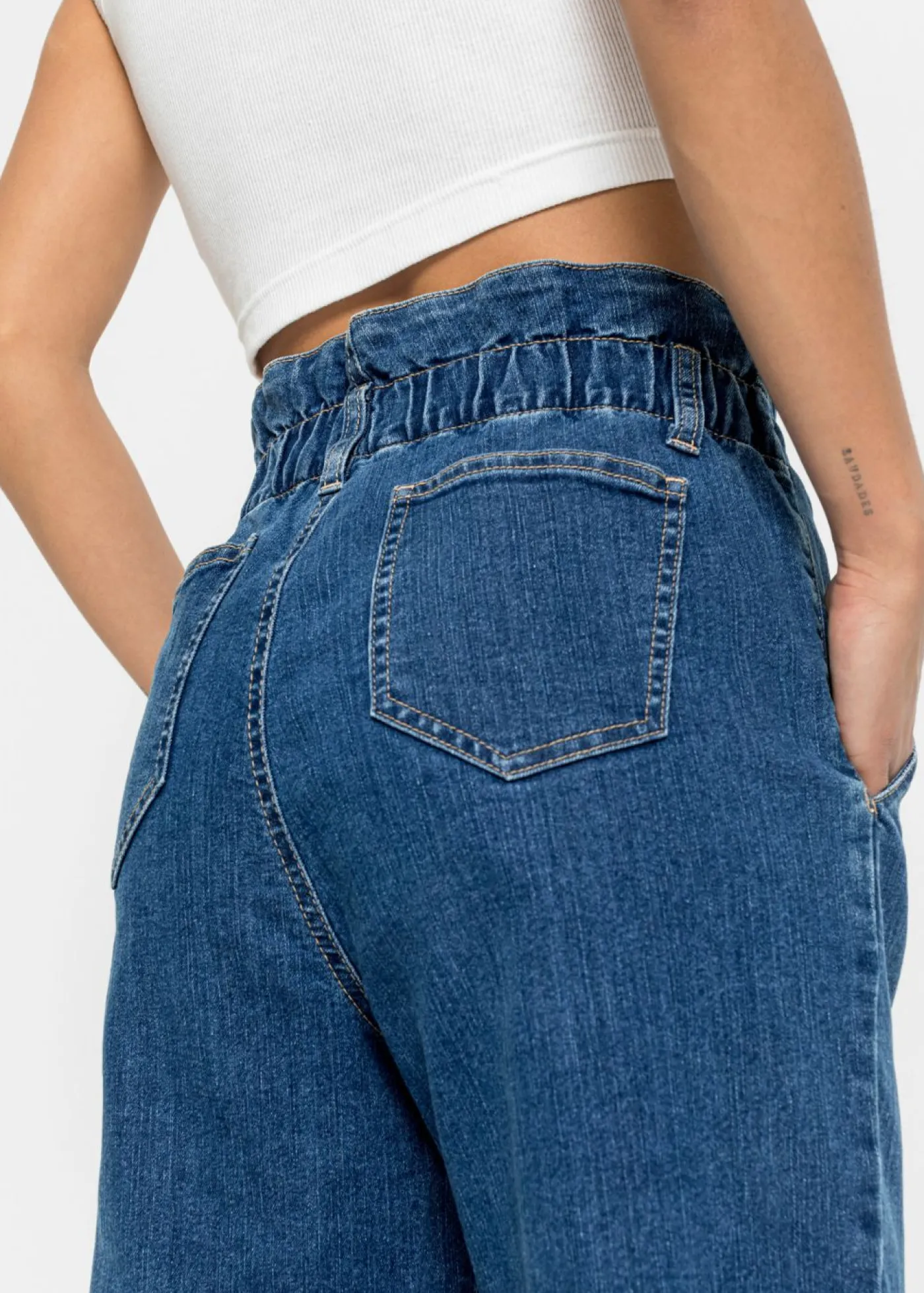 bonprix bonprix Vaqueros mom, talle alto, elásticos Azul piedra Online