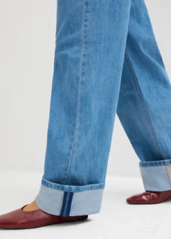 bonprix bonprix Vaqueros rectos con corte holgado, talle medio y largo completo azul claro denim Online