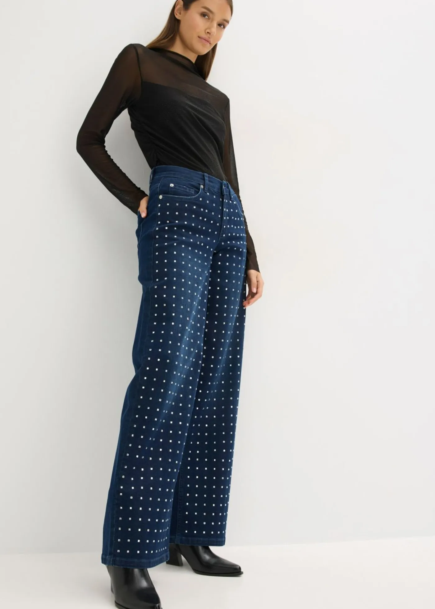 bonprix bonprix Vaqueros rectos de talle medio con aplicación de piedras brillantes Denim metalizado