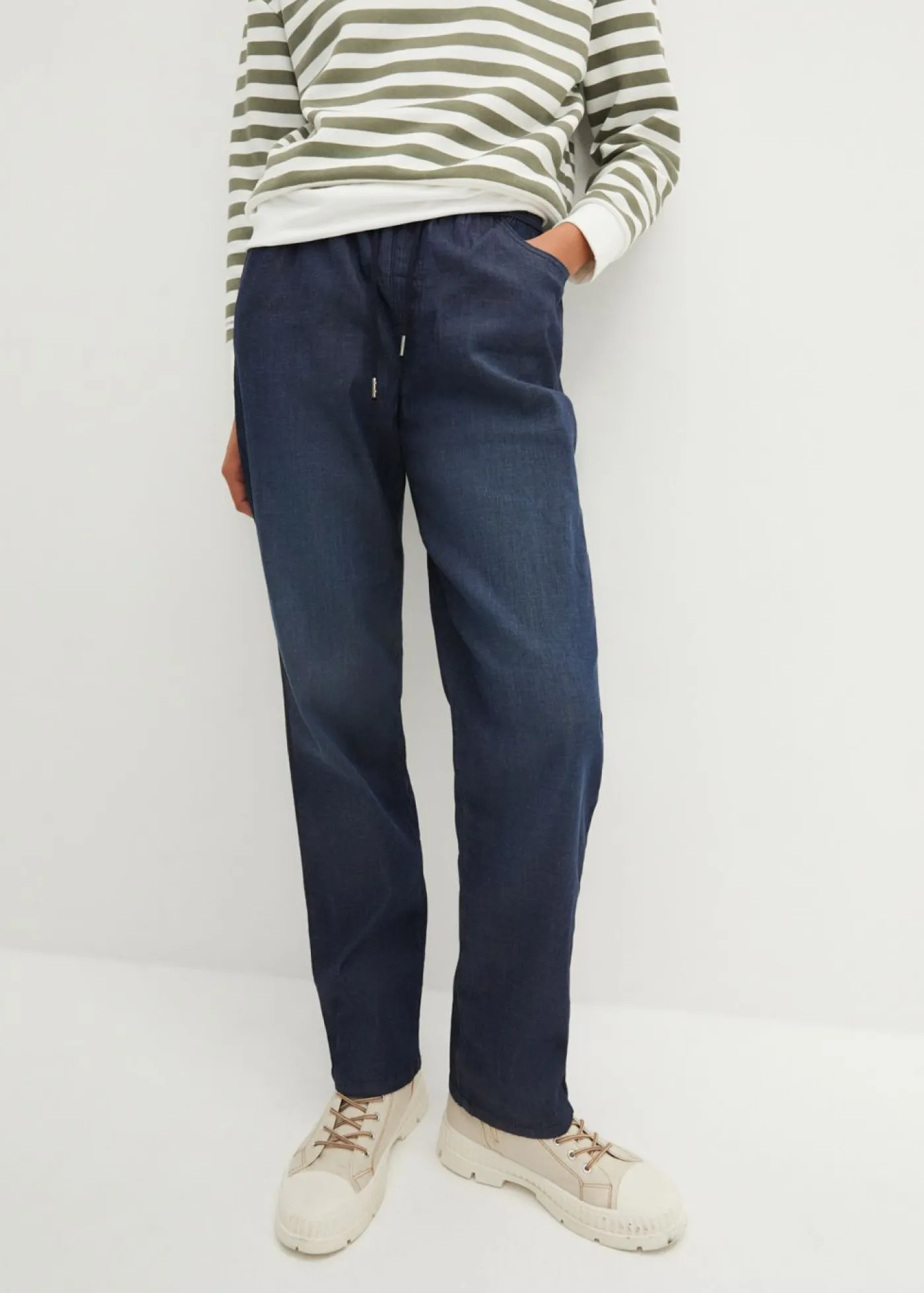 bonprix bonprix Vaqueros rectos de talle alto con cintura cómoda (2 unidades) azul claro denim+azul oscuro denim usado Best