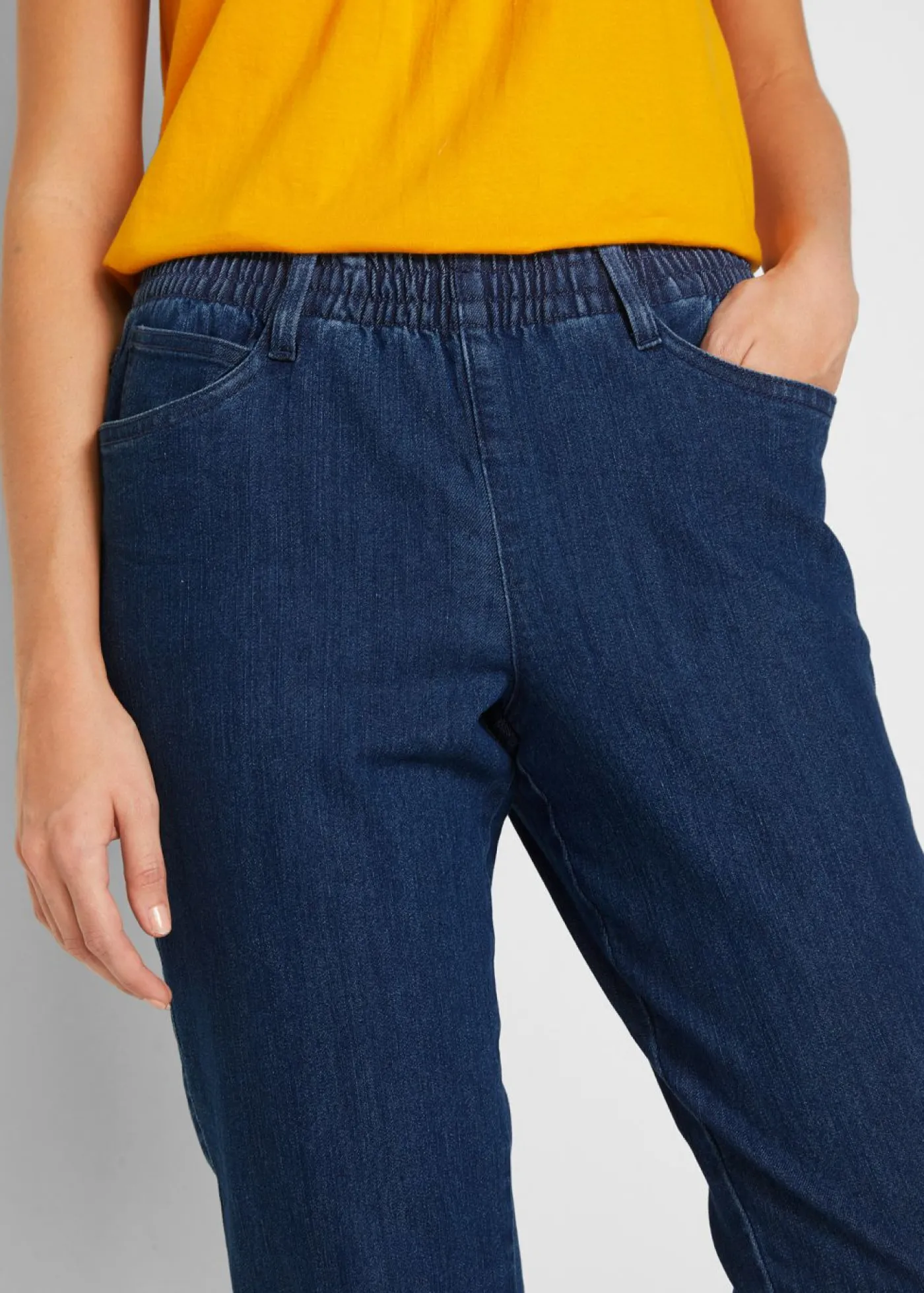 bonprix bonprix Vaqueros rectos de talle medio con cintura cómoda (2 unidades) denim negro Online