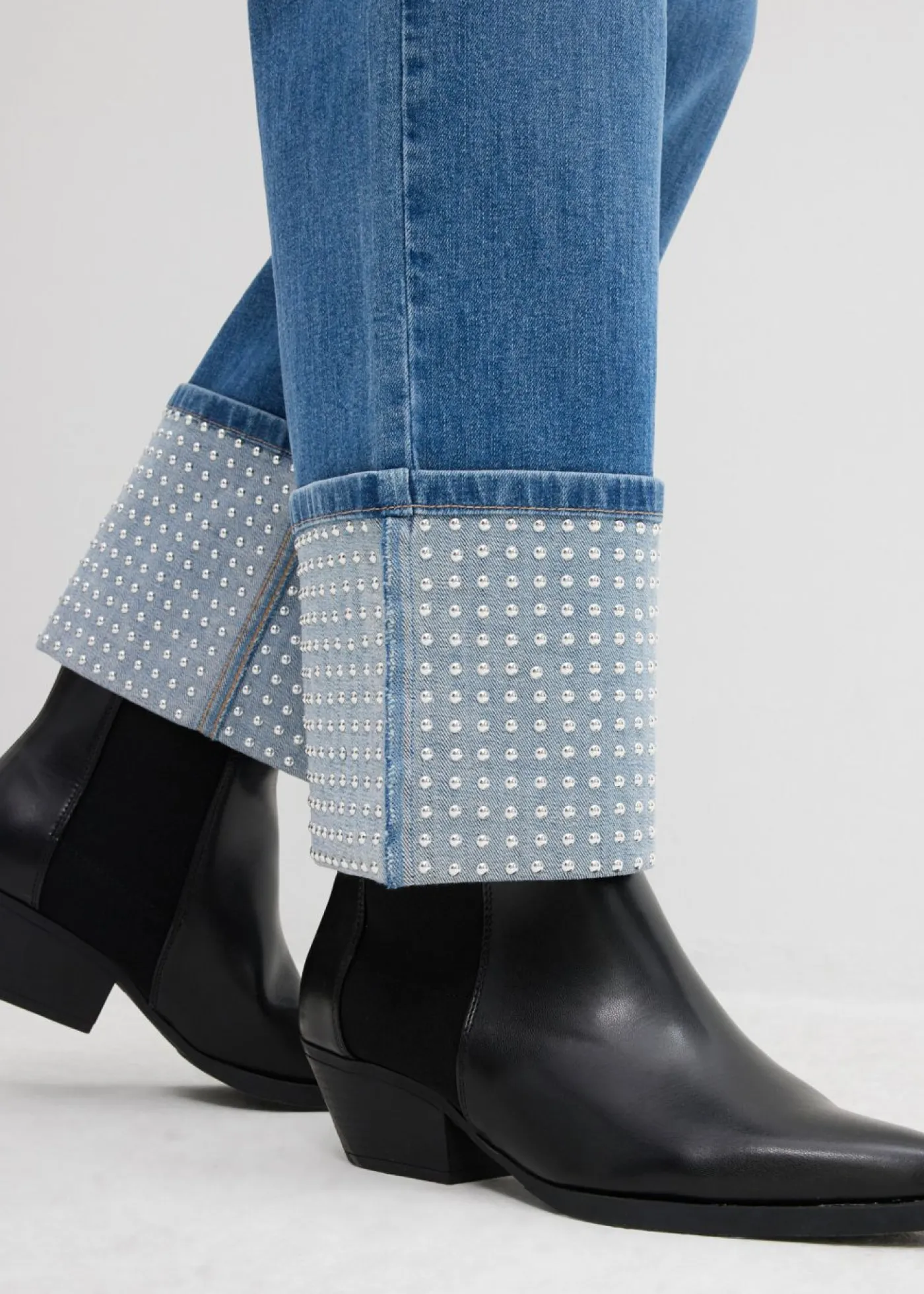 bonprix bonprix Vaqueros rectos de talle alto con dobladillo azul medio denim usado