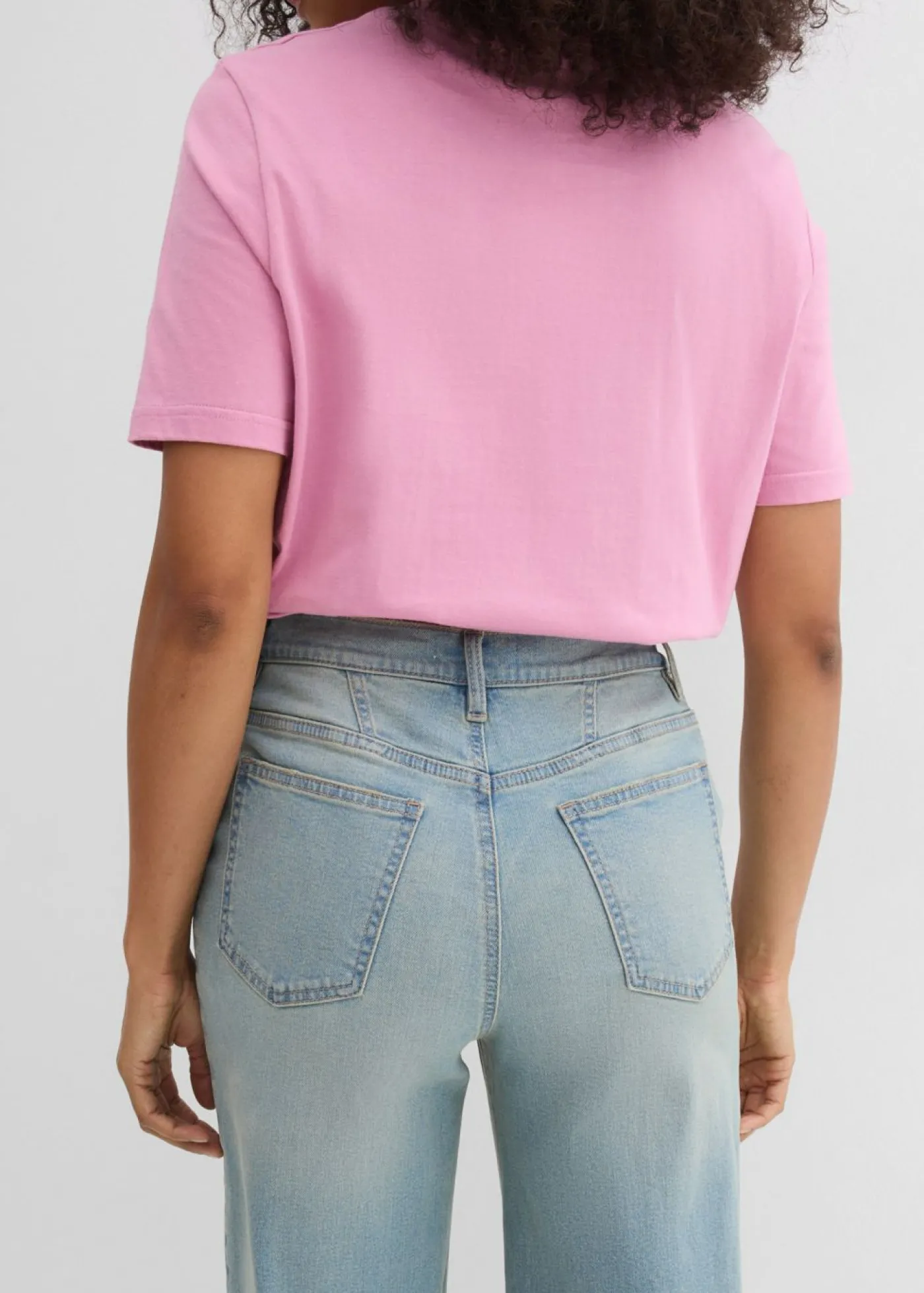 bonprix bonprix Vaqueros rectos holgados de talle alto azul claro denim-beige-kaki usado
