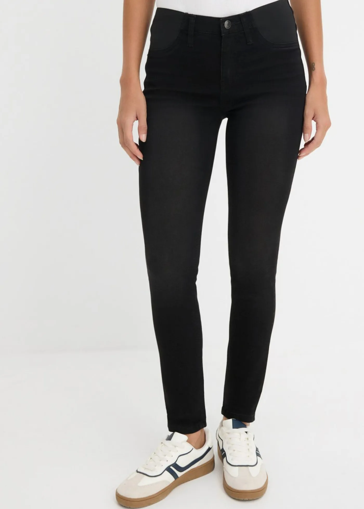 bonprix bonprix Vaqueros skinny, mid waist, elásticos Negro denim Hot