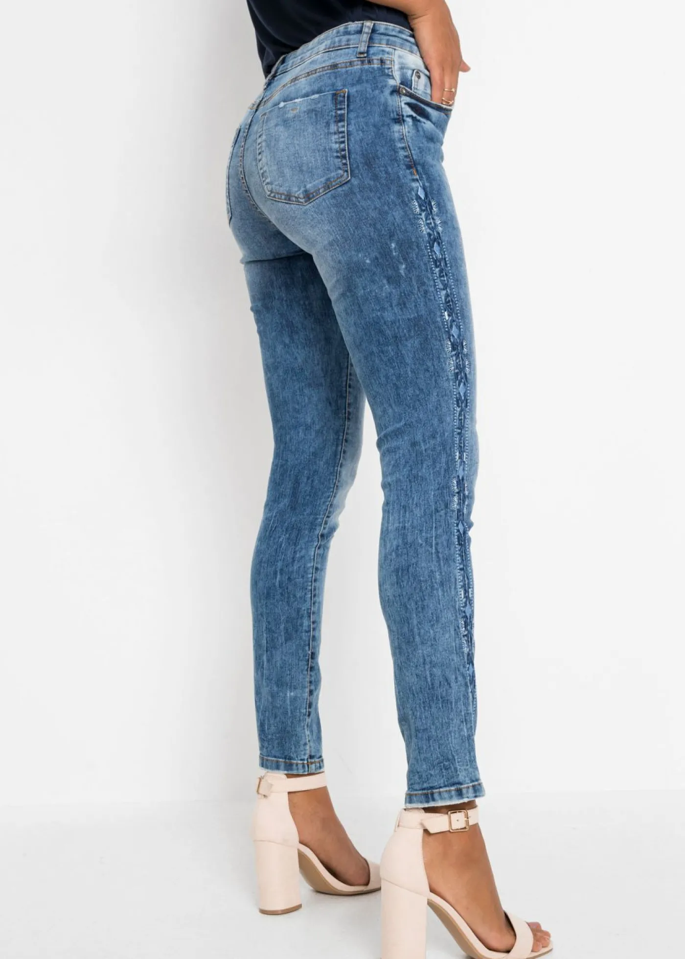 bonprix bonprix Vaqueros skinny, mid waist, elásticos Denim