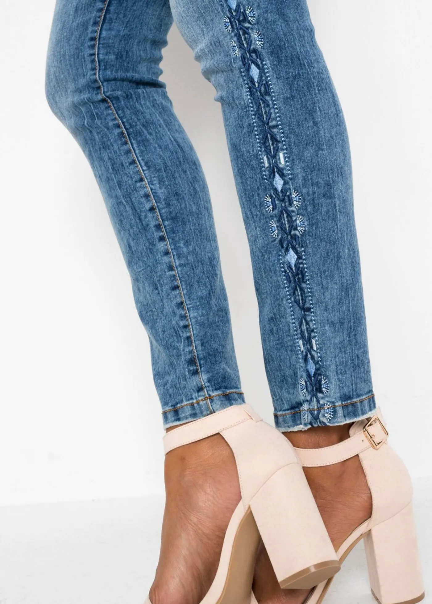 bonprix bonprix Vaqueros skinny, mid waist, elásticos Denim