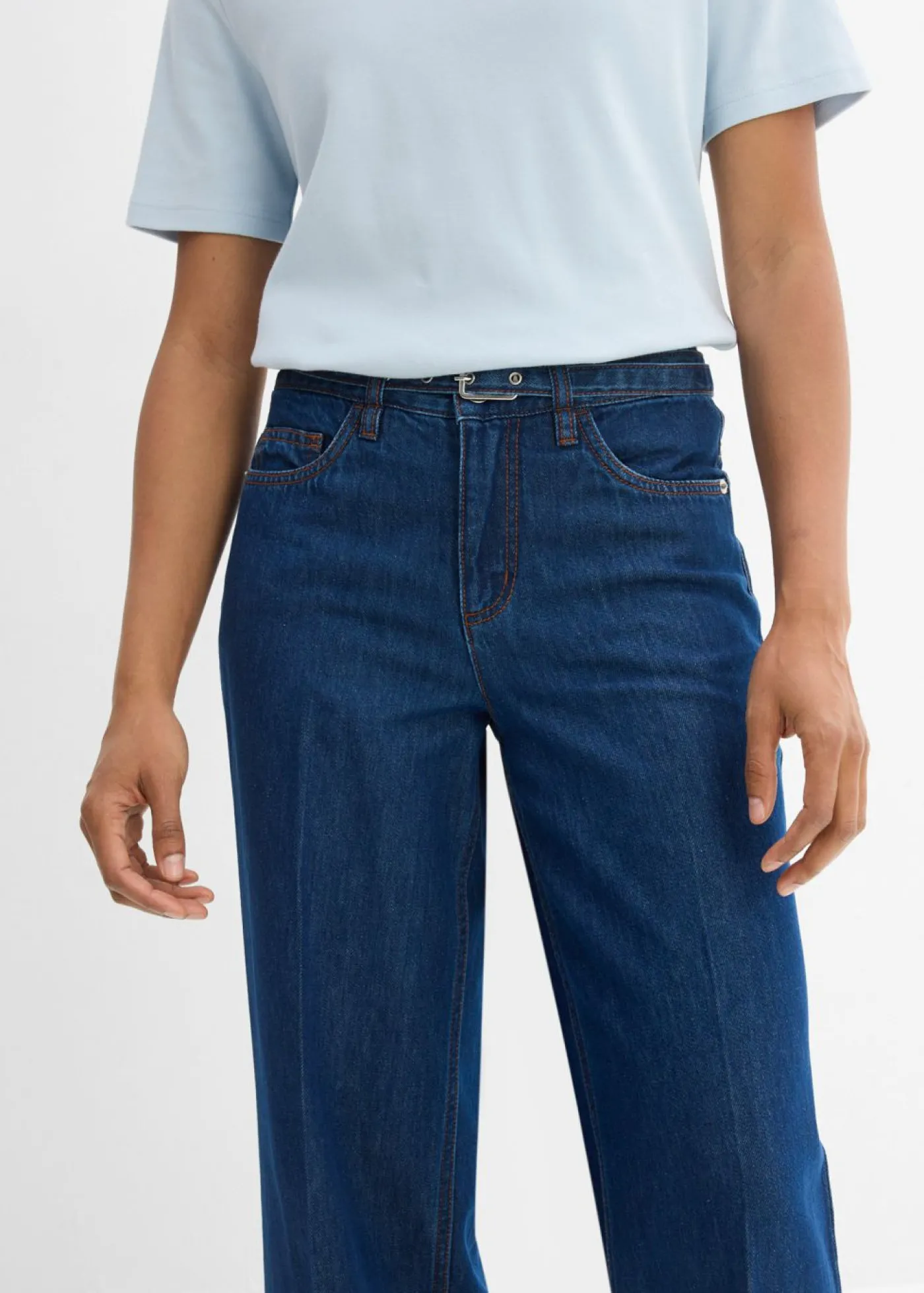 bonprix bonprix Vaqueros straight, loose, mid waist, de algodón Azul oscuro denim Online