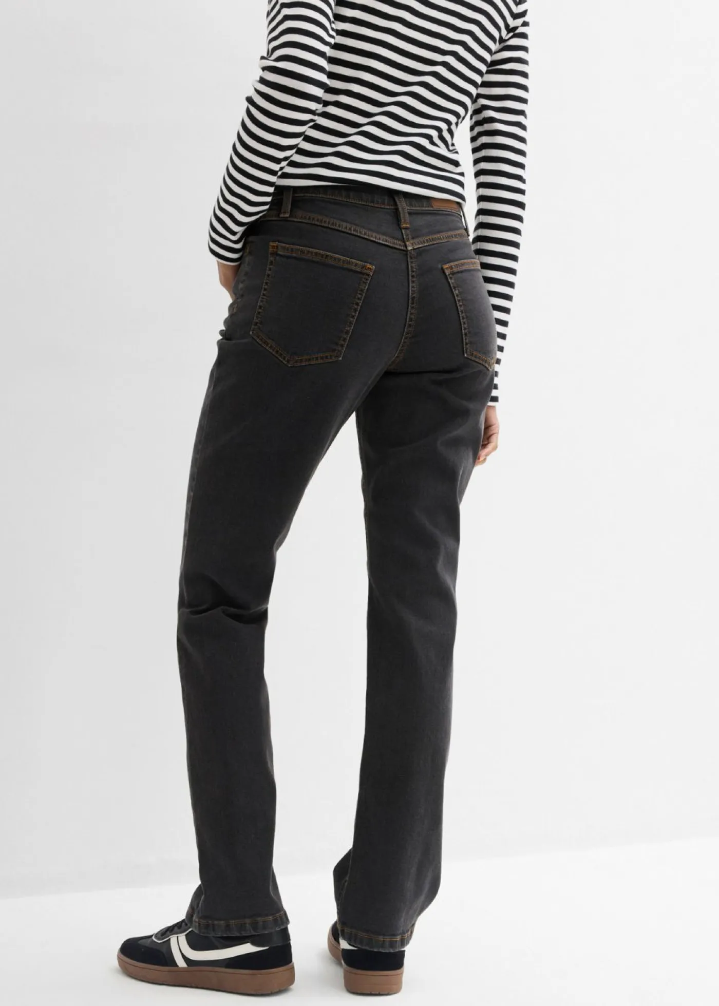 bonprix bonprix Vaqueros straight, mid waist, elásticos Negro Sale