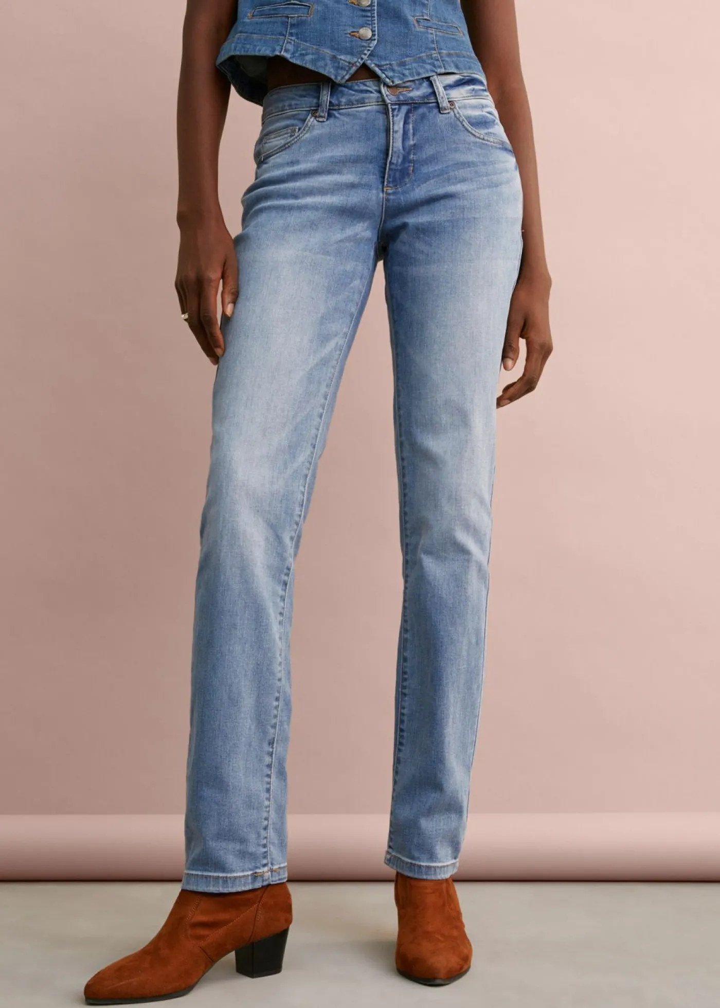 bonprix bonprix Vaqueros straight, mid waist, elásticos Denim claro desgastado Online