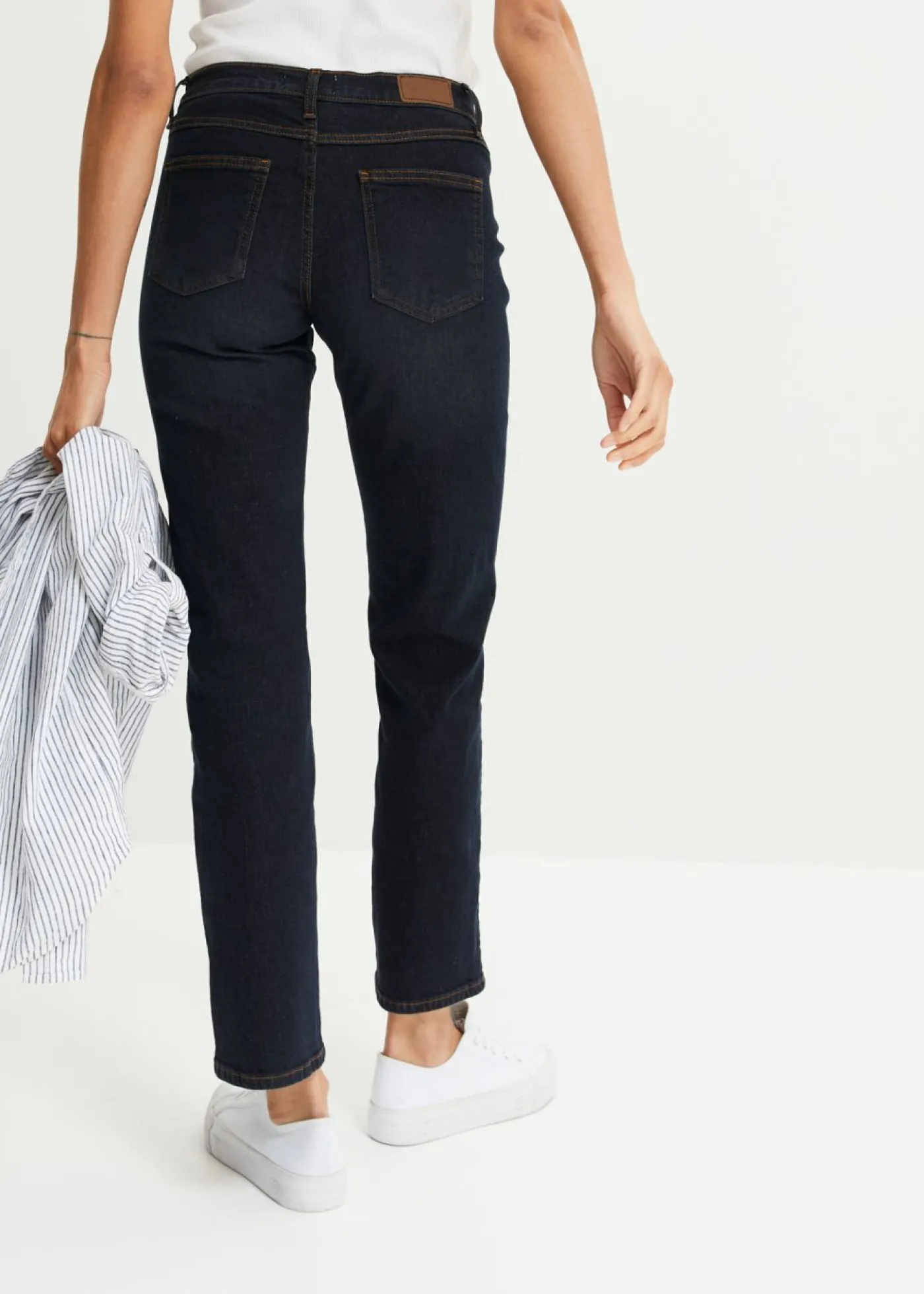 bonprix bonprix Vaqueros straight, mid waist, elásticos Azul marino desgastado Online