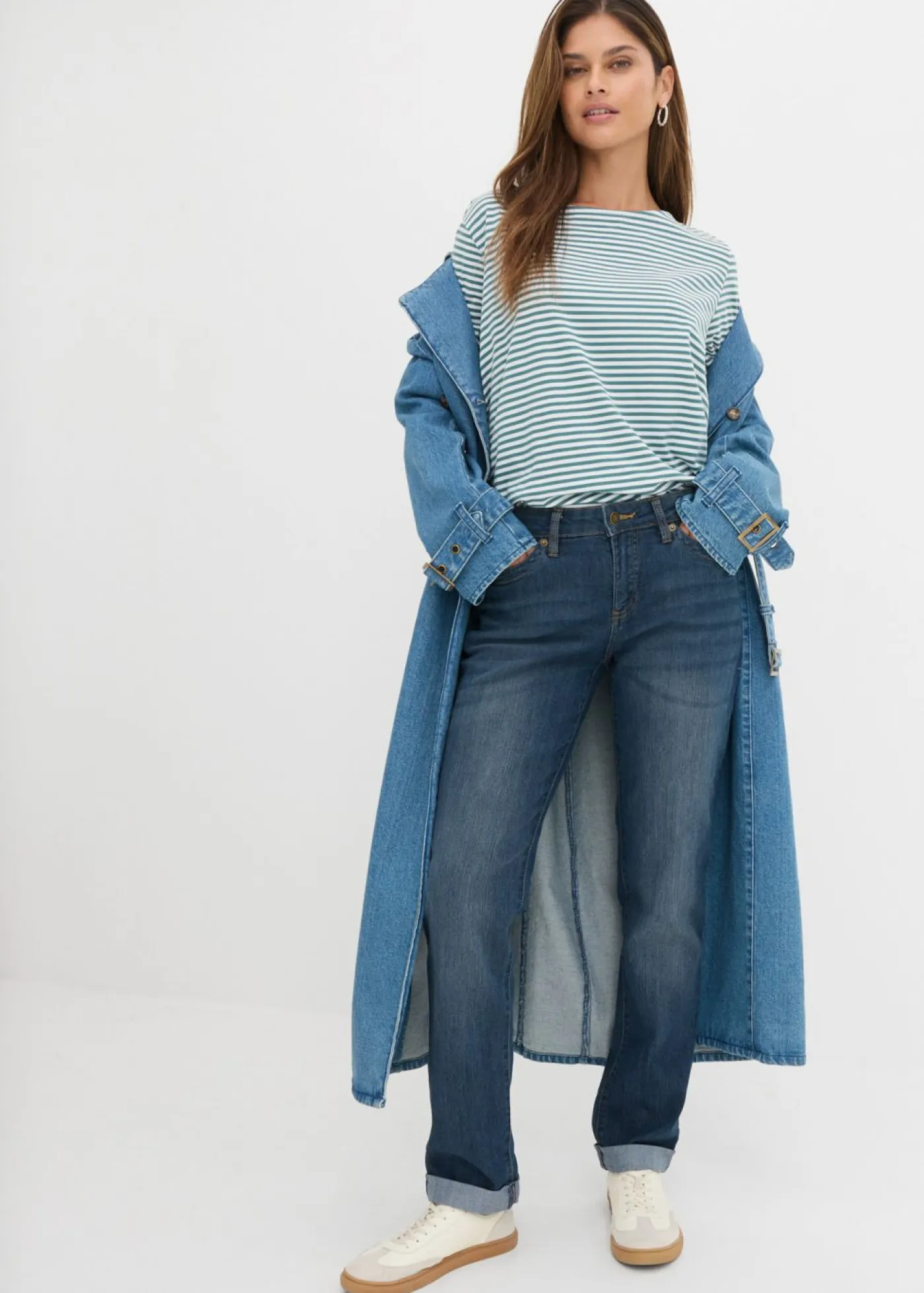 bonprix bonprix Vaqueros straight, mid waist, elásticos Azul marino desgastado
