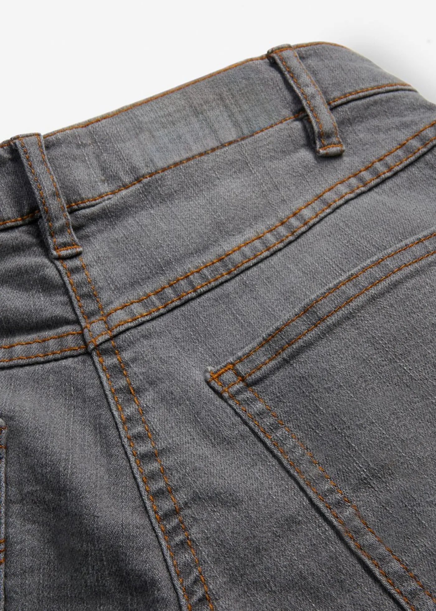 bonprix bonprix Vaqueros straight, mid waist, elásticos gris-desgastado Clearance