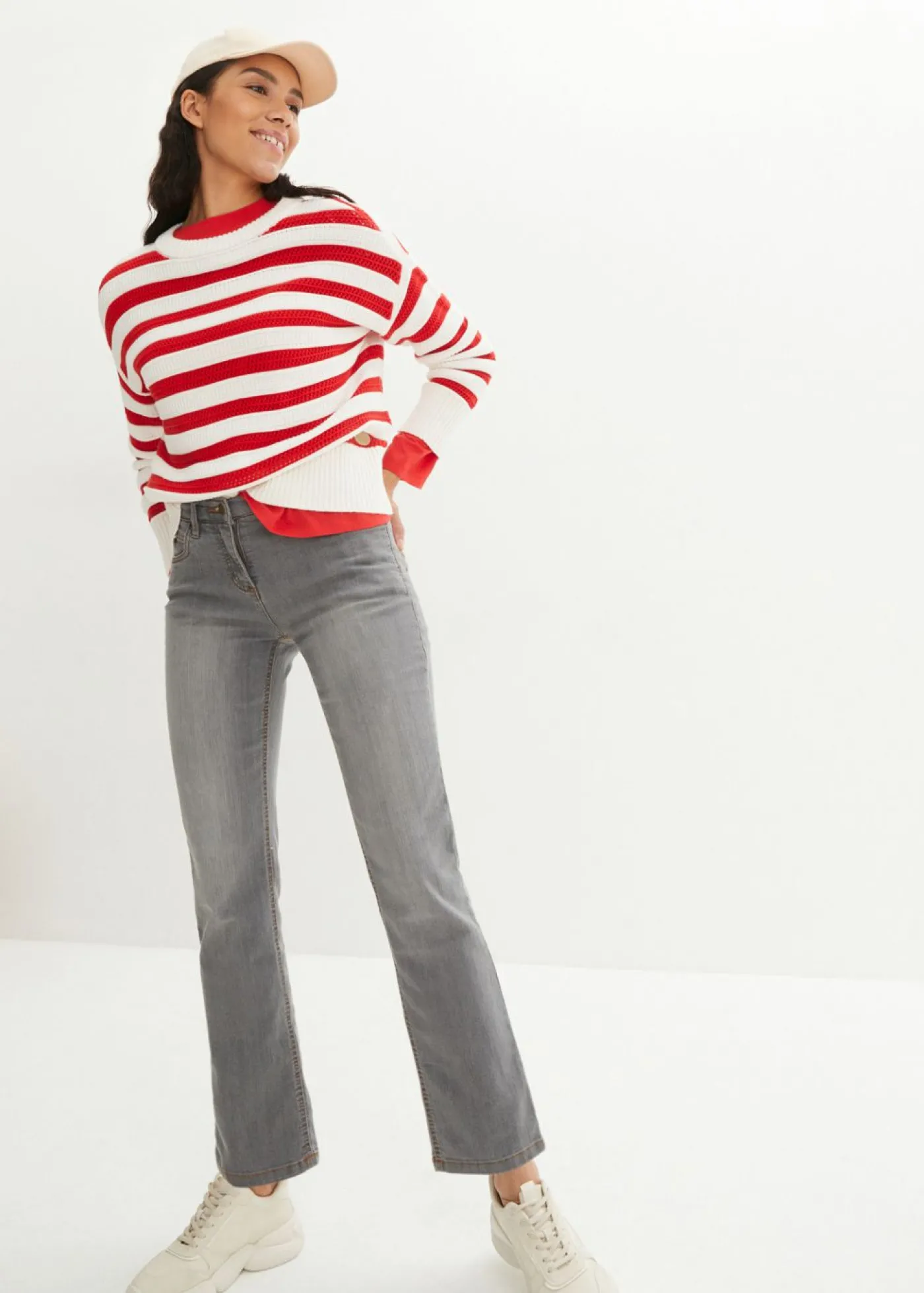 bonprix bonprix Vaqueros straight, mid waist, elásticos gris-desgastado Clearance