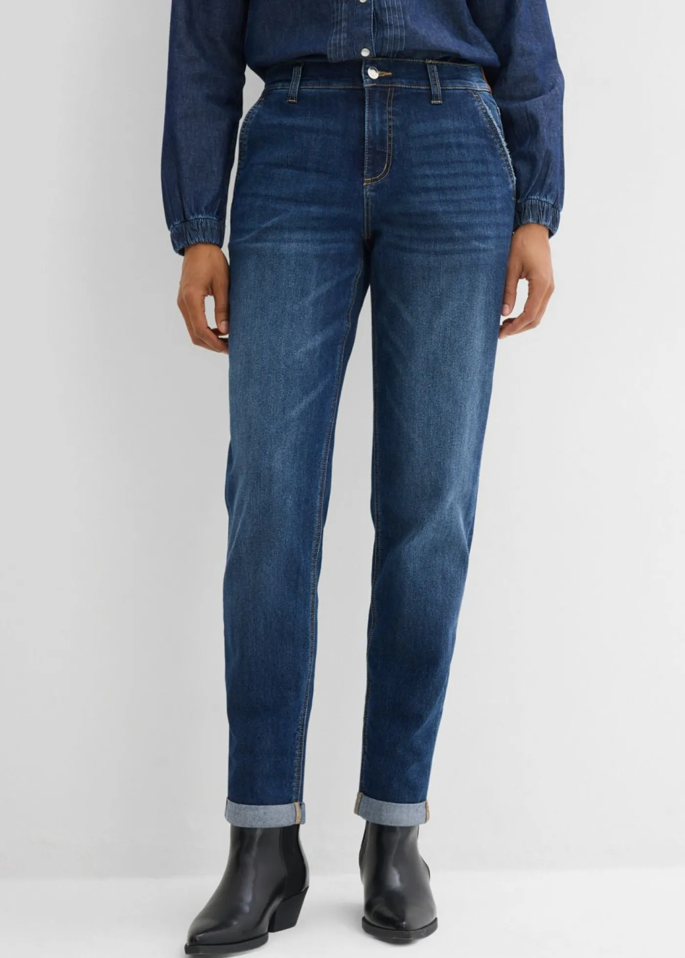 bonprix bonprix Vaqueros tipo boyfriend con talle medio y cinturilla elástica azul oscuro denim usado Outlet