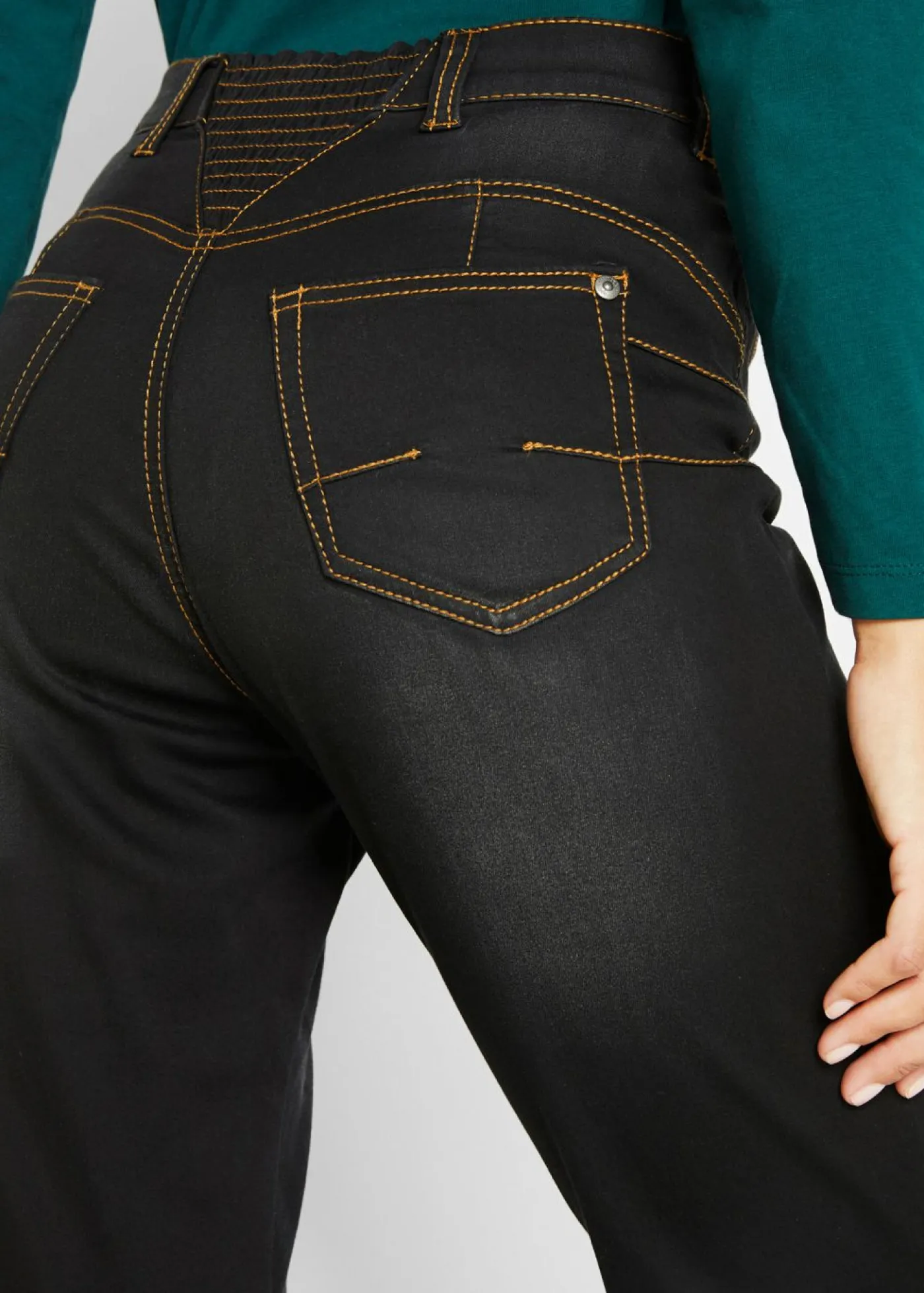bonprix bonprix Vaqueros térmicos con talle medio, corte recto y cinturilla cómoda Negro denim Sale