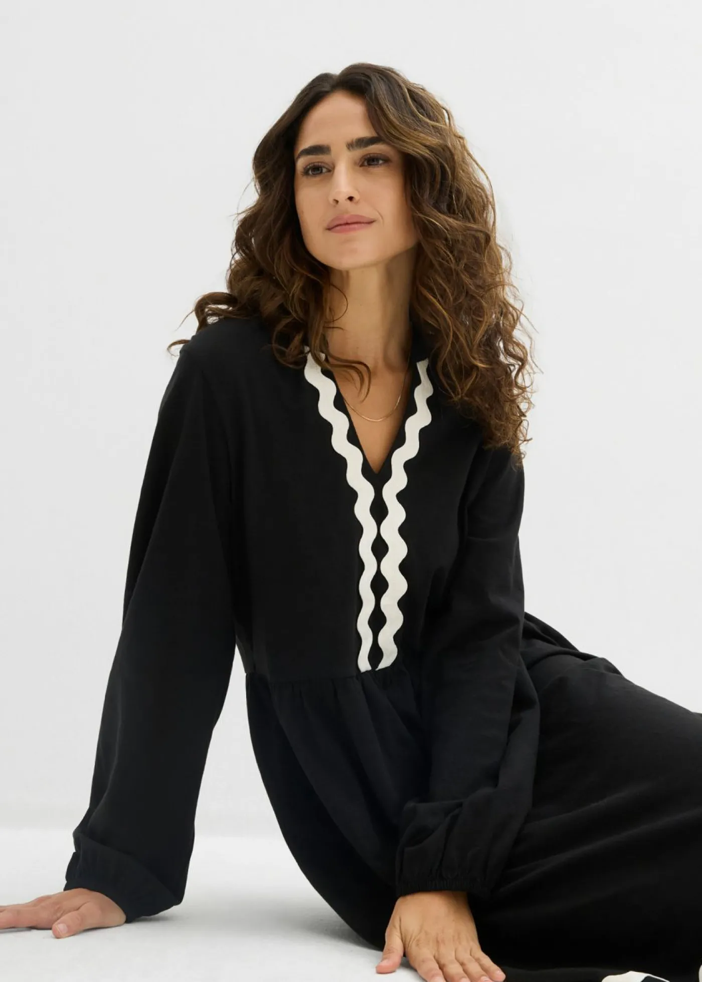 bonprix bonprix Vestido Negro-blanco lana Clearance