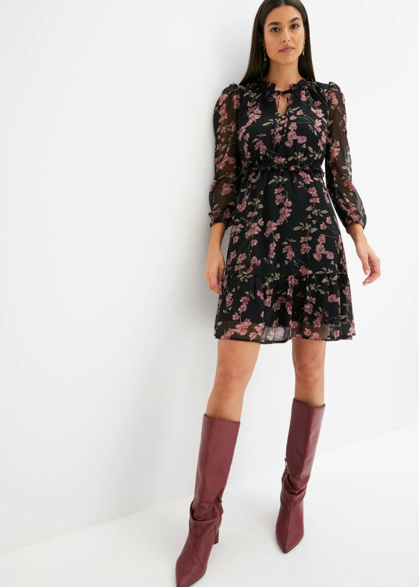 bonprix bonprix Vestido Negro con flores Outlet