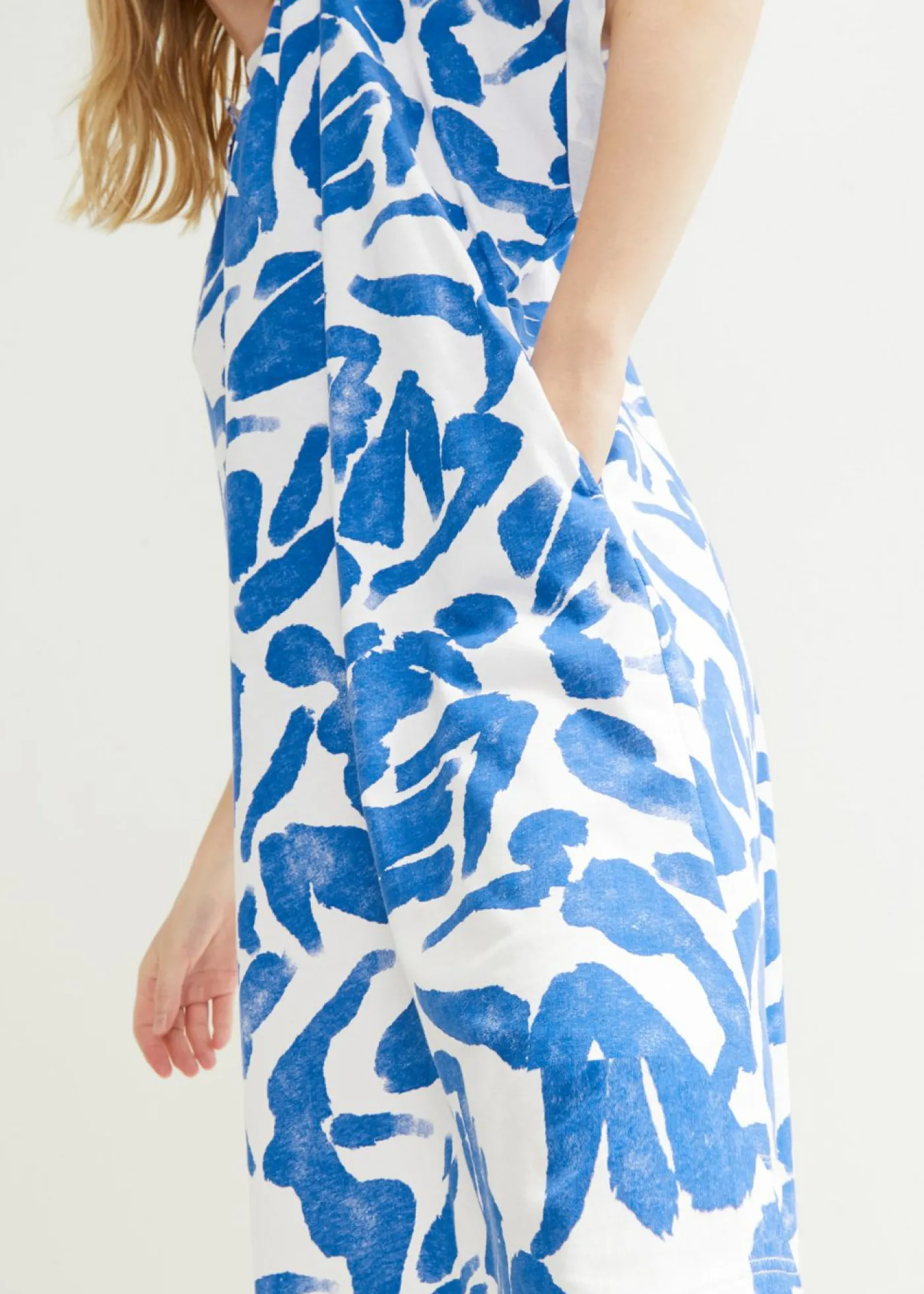 bonprix bonprix Vestido Azul zafiro-blanco estampado Online