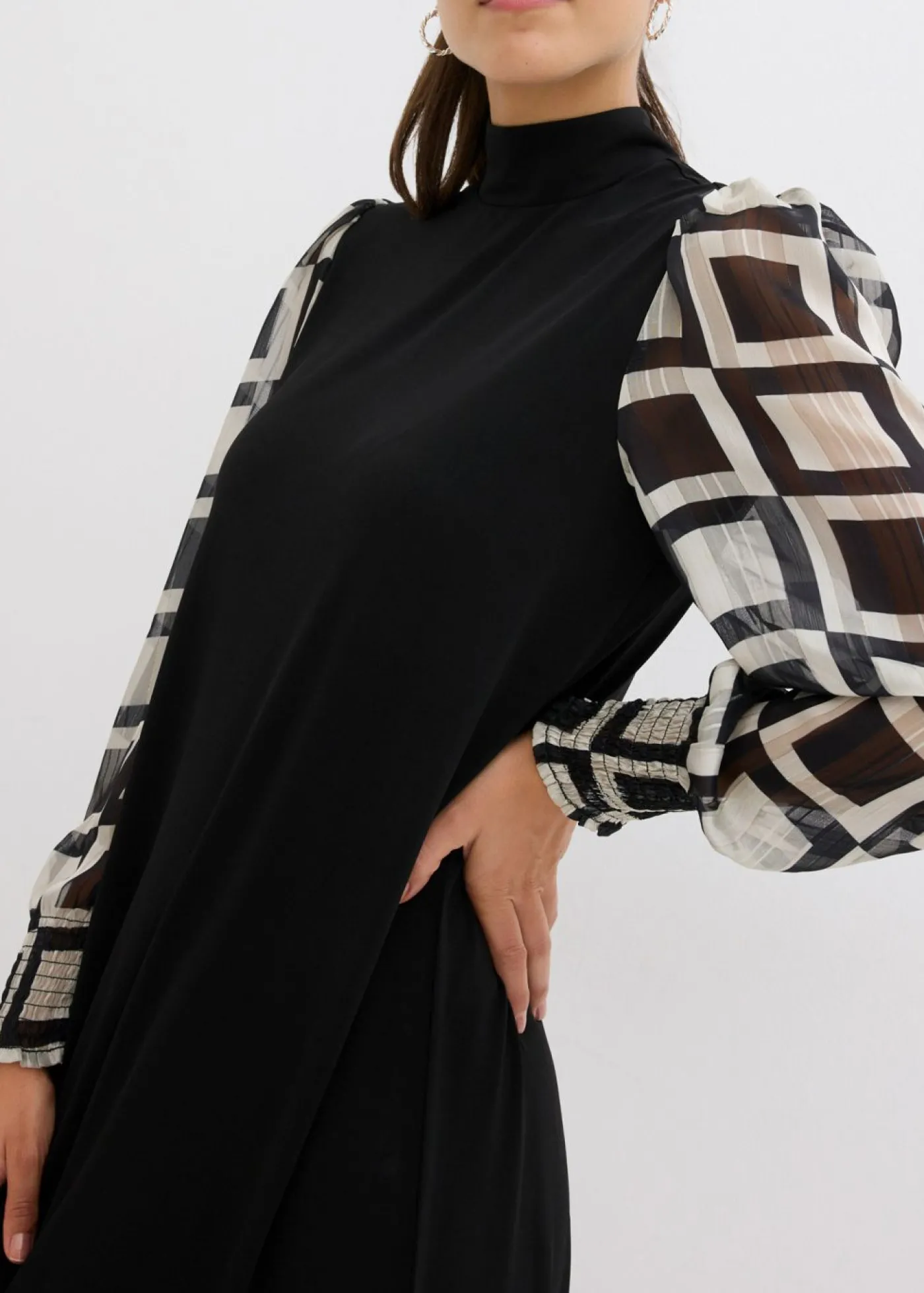bonprix bonprix Vestido Negro/crudo con estampado gráfico Online