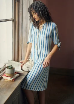 bonprix John Baner JEANSWEAR Vestido Azul-blanco estampado Discount