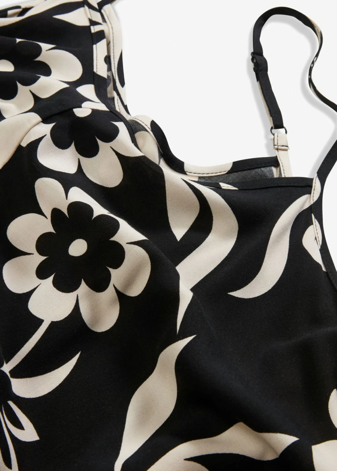 bonprix bonprix Vestido ancho de tirantes de viscosa fluida Negro Sale