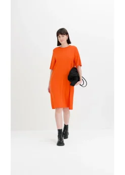 bonprix bonprix Vestido camisero con corte en A en mezcla de viscosa Rojo amapola Hot