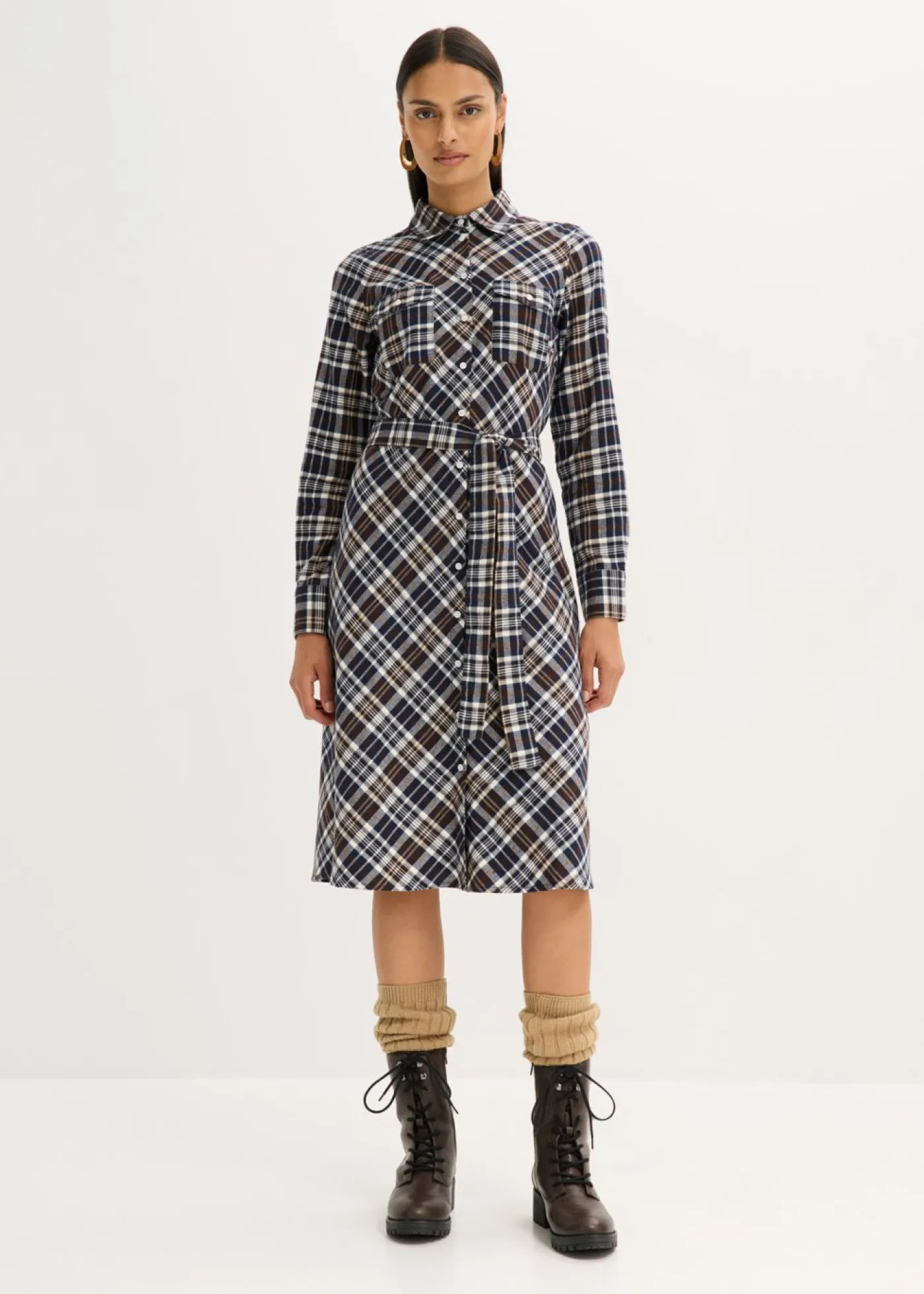 bonprix bonprix Vestido camisero de franela suave Marrón oscuro de cuadros Clearance