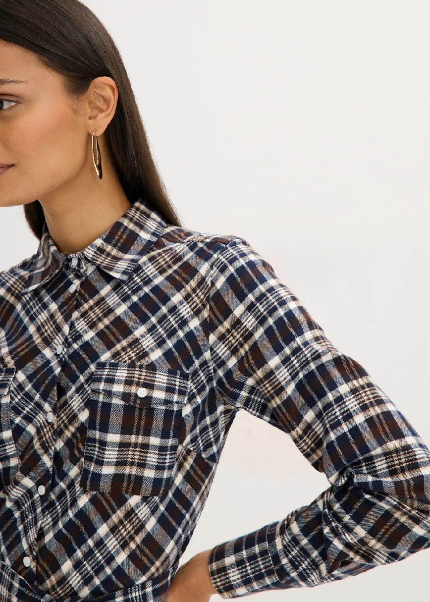 bonprix bonprix Vestido camisero de franela suave Marrón oscuro de cuadros Clearance