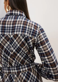 bonprix bonprix Vestido camisero de franela suave Marrón oscuro de cuadros Clearance