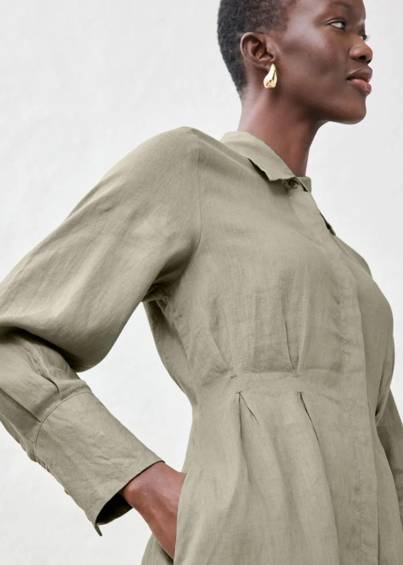 bonprix bonprix Vestido camisero de lino puro Caqui nuevo