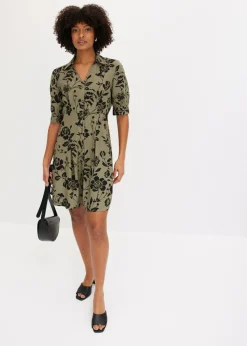bonprix bonprix Vestido camisero de viscosa fluida verde oliva/negro con flores Hot