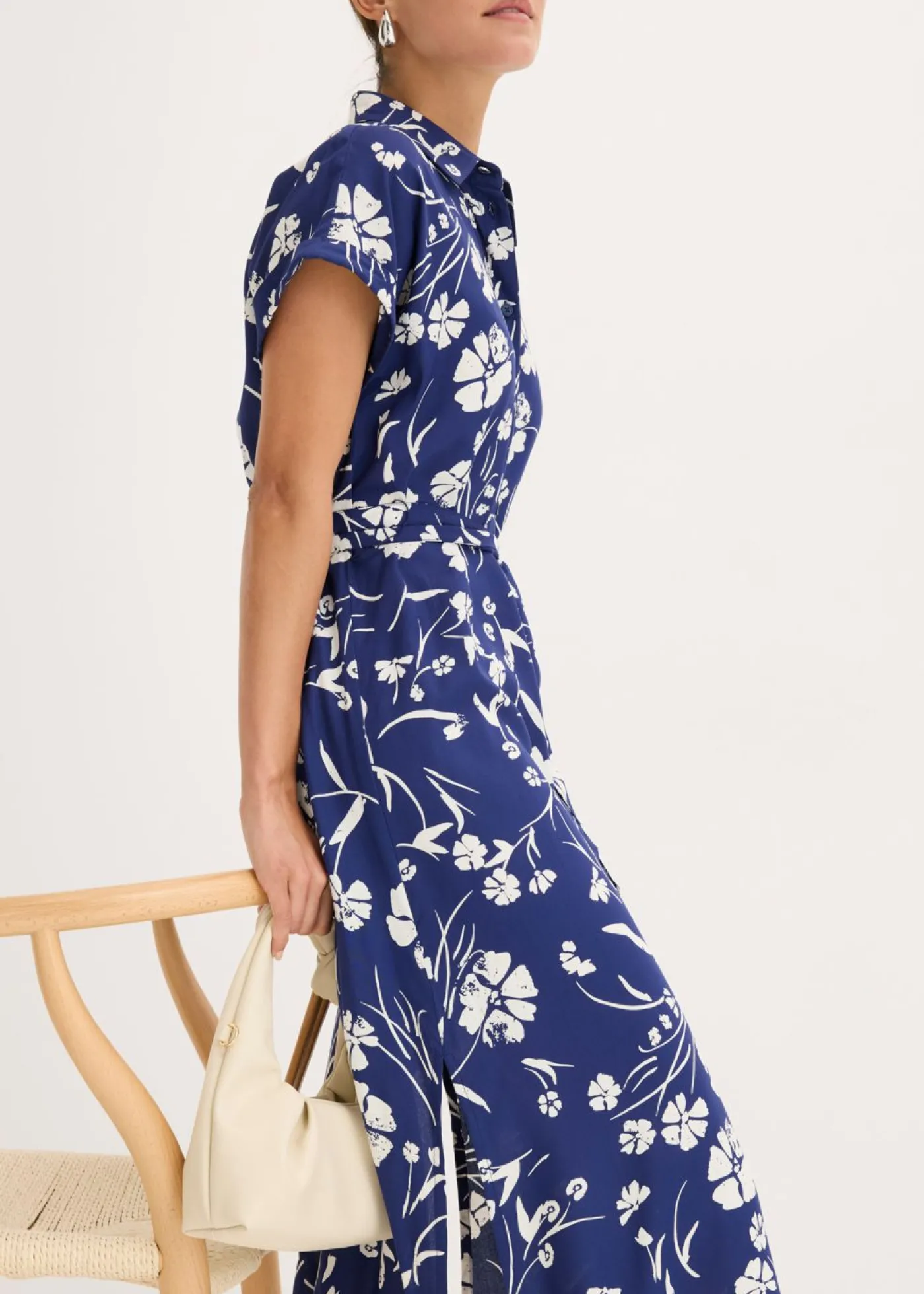 bonprix bonprix Vestido camisero de viscosa pura azul marino profundo/blanco Clearance
