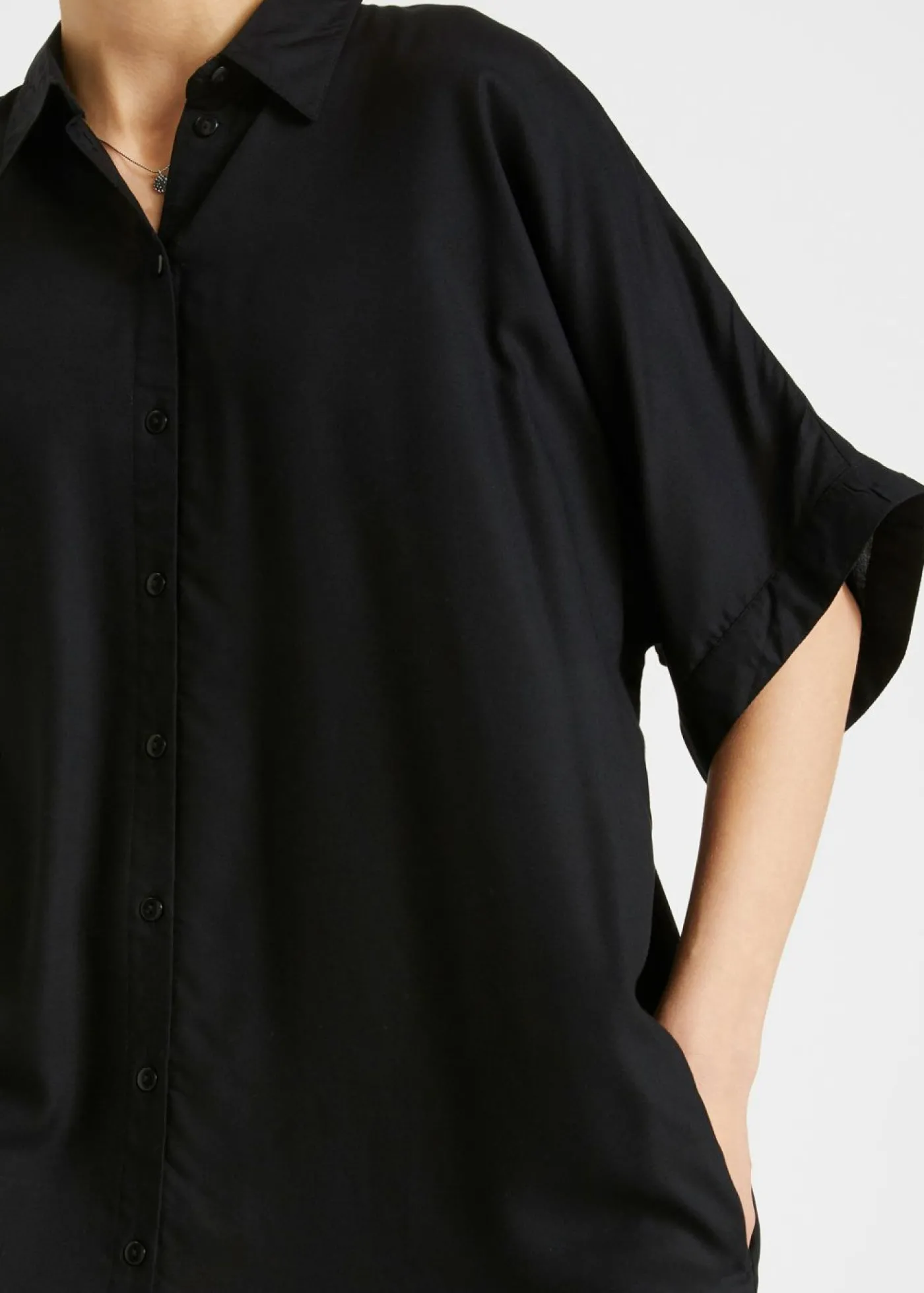 bonprix bonprix Vestido camisero de viscosa fina Negro Discount