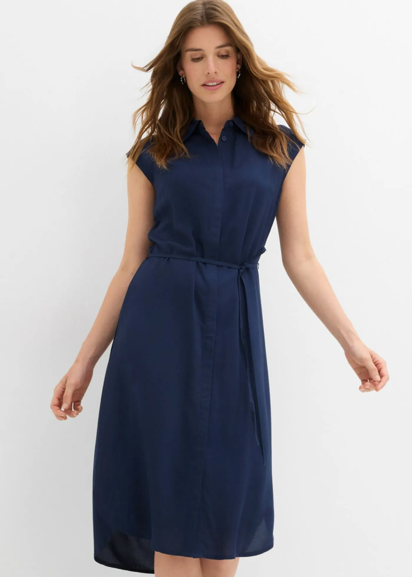 bonprix bonprix Vestido camisero de viscosa suave Azul marino Sale