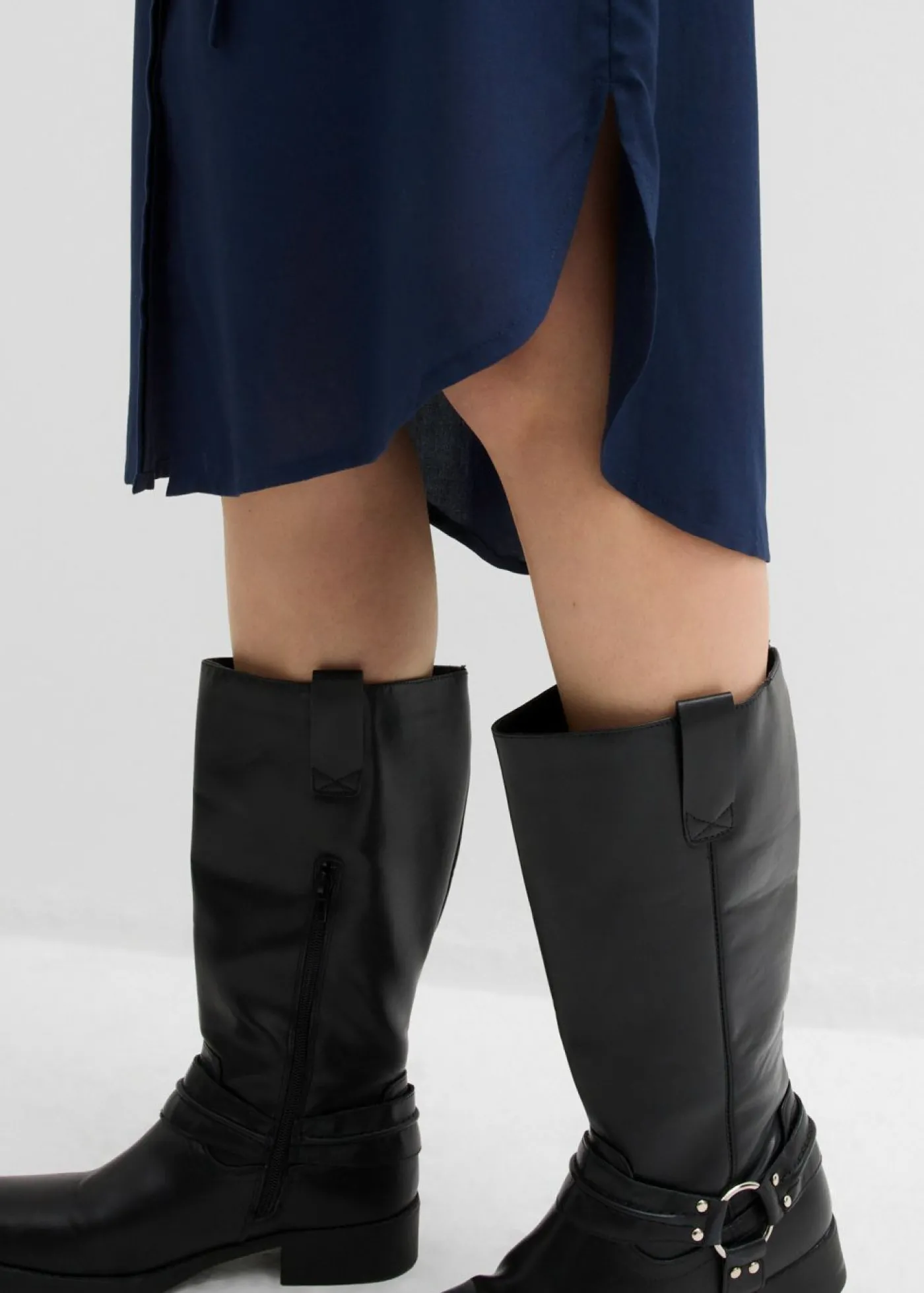 bonprix bonprix Vestido camisero de viscosa suave Azul marino Sale