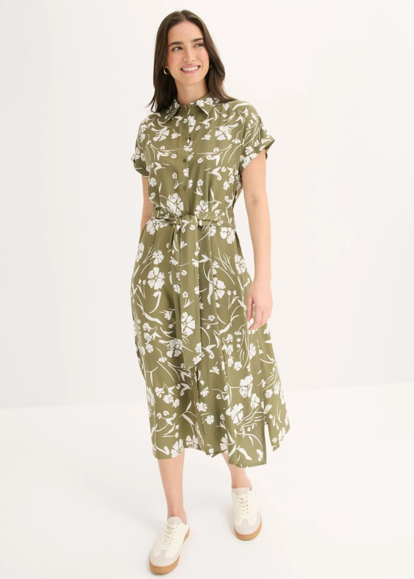 bonprix bonprix Vestido camisero de viscosa pura Verde oliva-blanco de flores Outlet